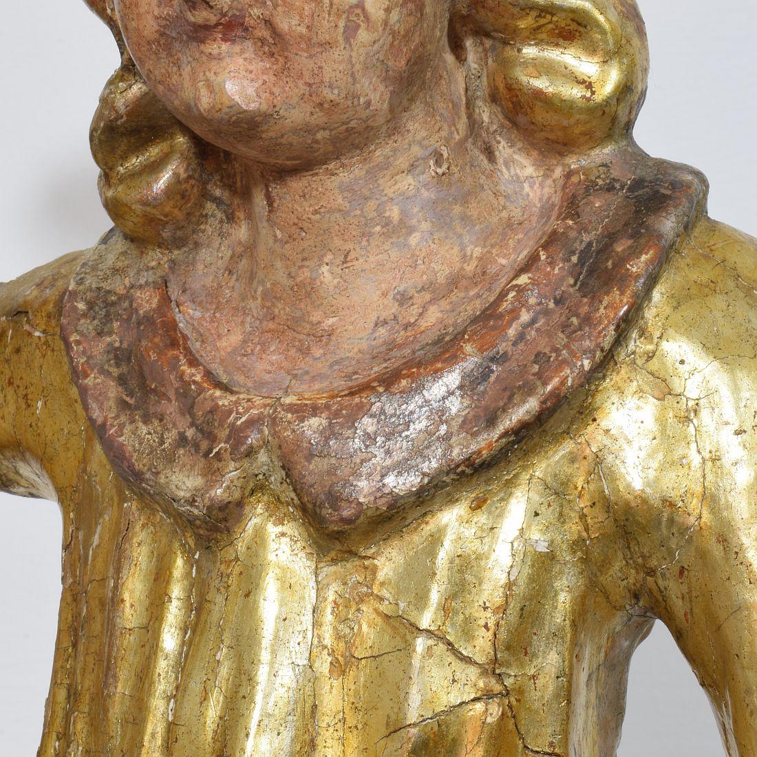 Figure d'ange baroque italienne du 17ème siècle avec bougeoir en vente 6