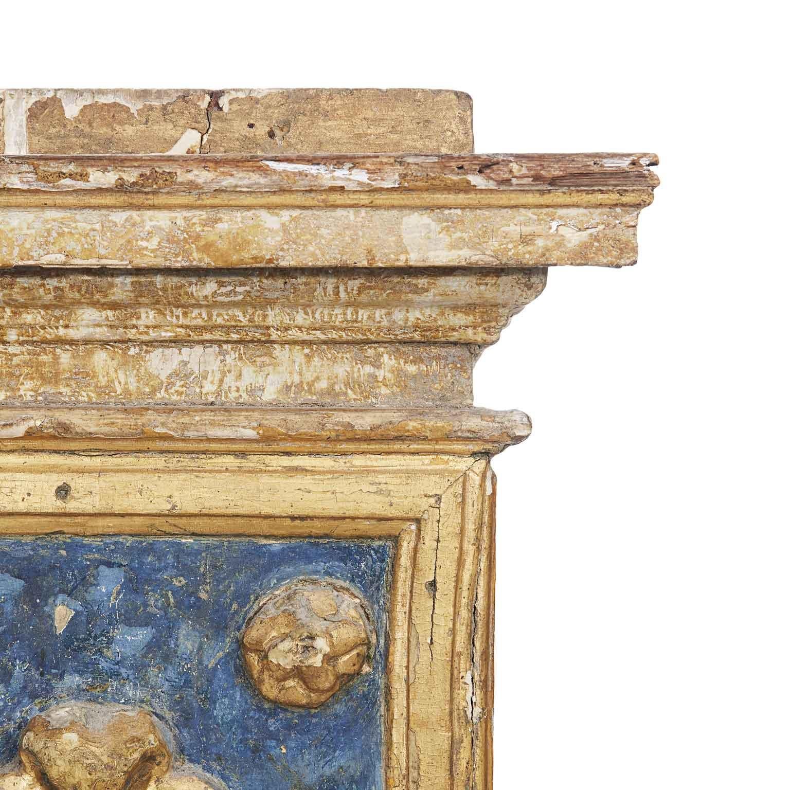 17th Century Italian Baroque Architectural Bases Carved Giltwood Elements Pair In Fair Condition For Sale In Milan, IT