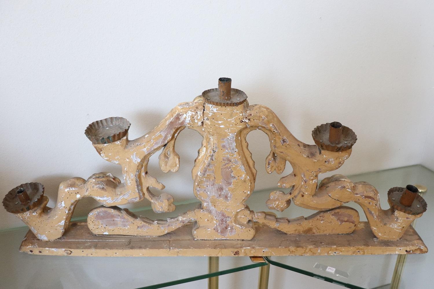 17th Century Italian Baroque Carved and Gilded Wood Pair of Antique Candelabrum For Sale 7