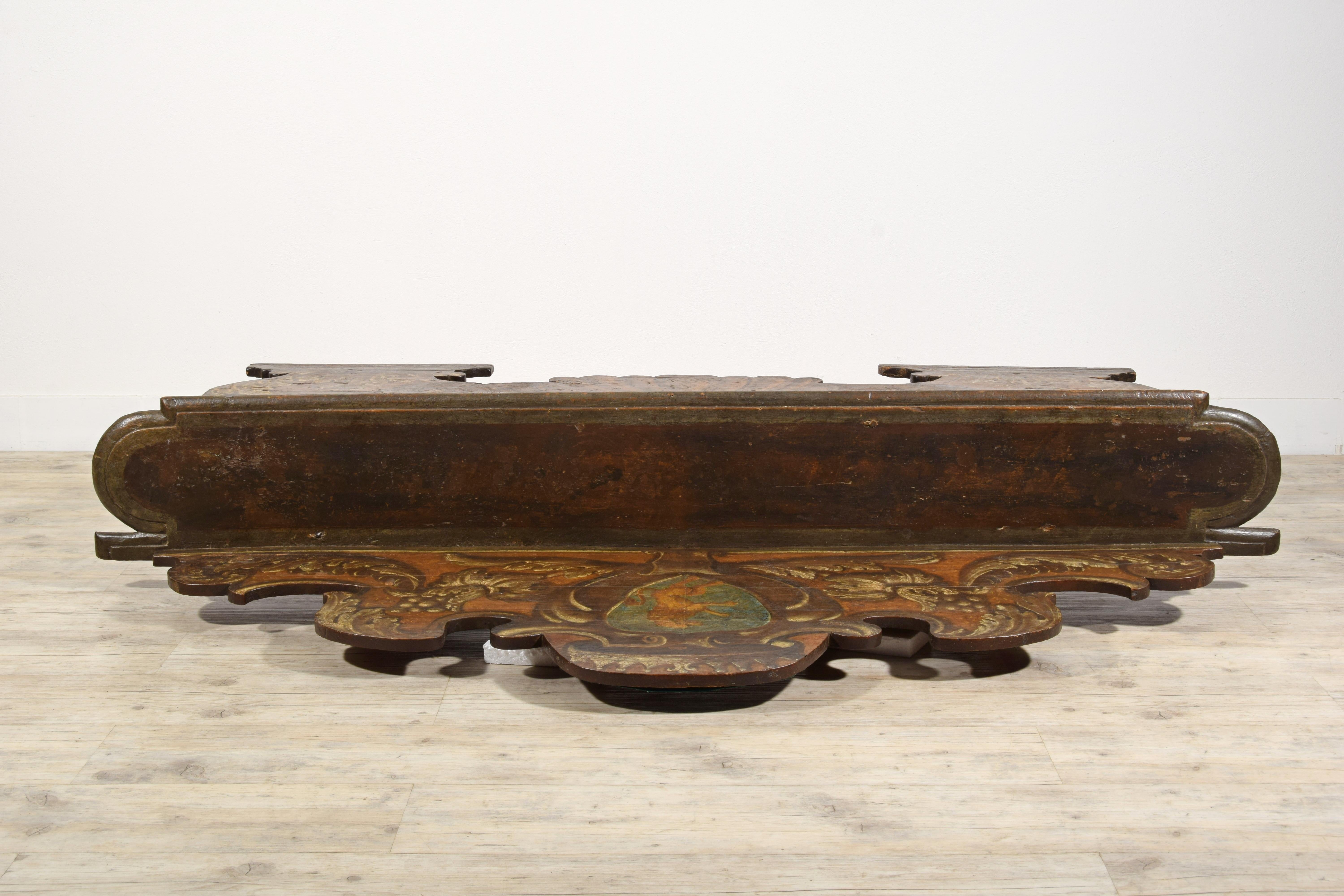 17th century, Italian Baroque Lacquered Wood Bench  14