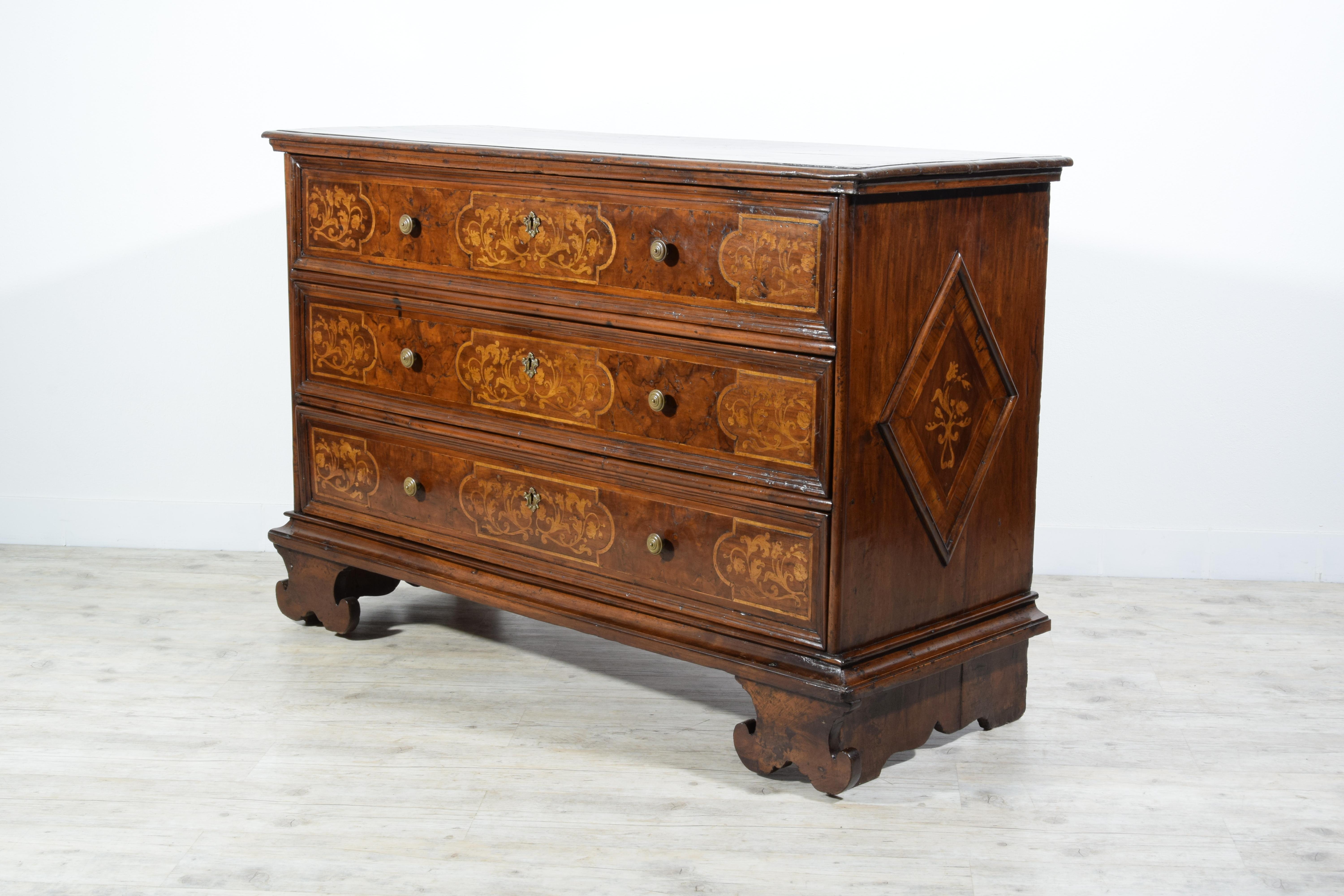 Wood 17th Century, Italian Baroque Large Walnut Chest of Drawers For Sale
