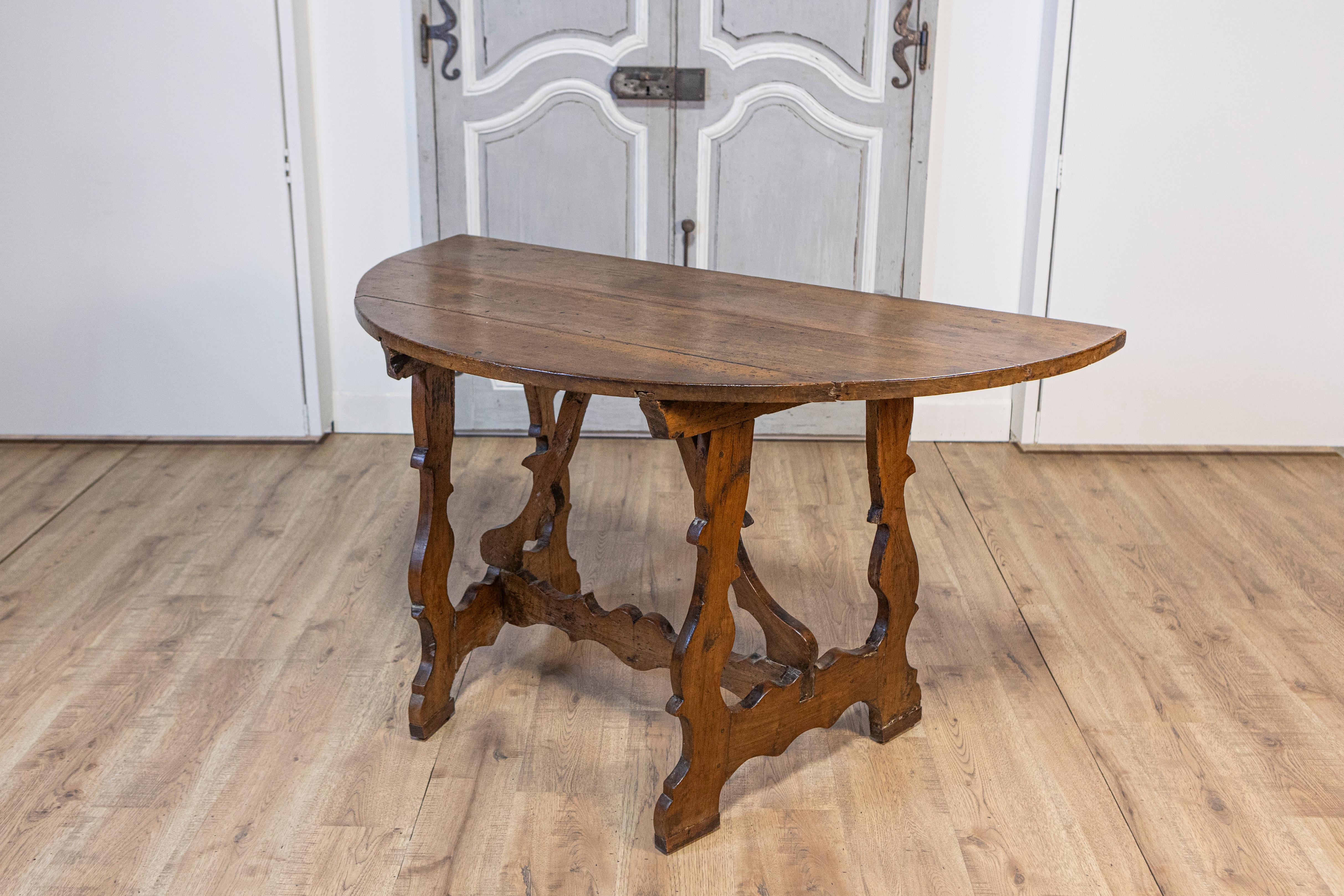 17th Century Italian Baroque Period Walnut Demilune Table with Carved Lyre Base For Sale 11