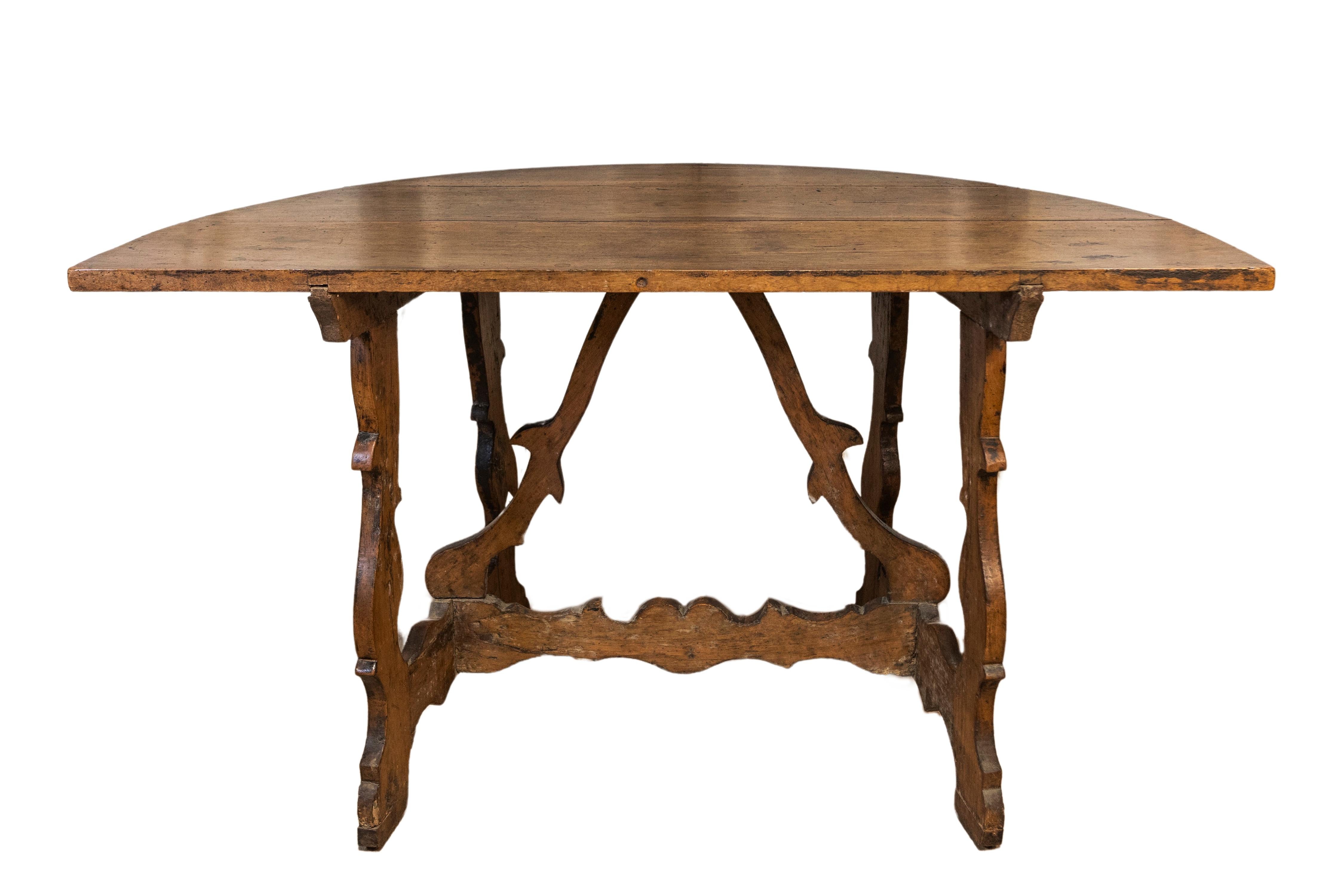 17th Century Italian Baroque Period Walnut Demilune Table with Carved Lyre Base In Good Condition For Sale In Atlanta, GA