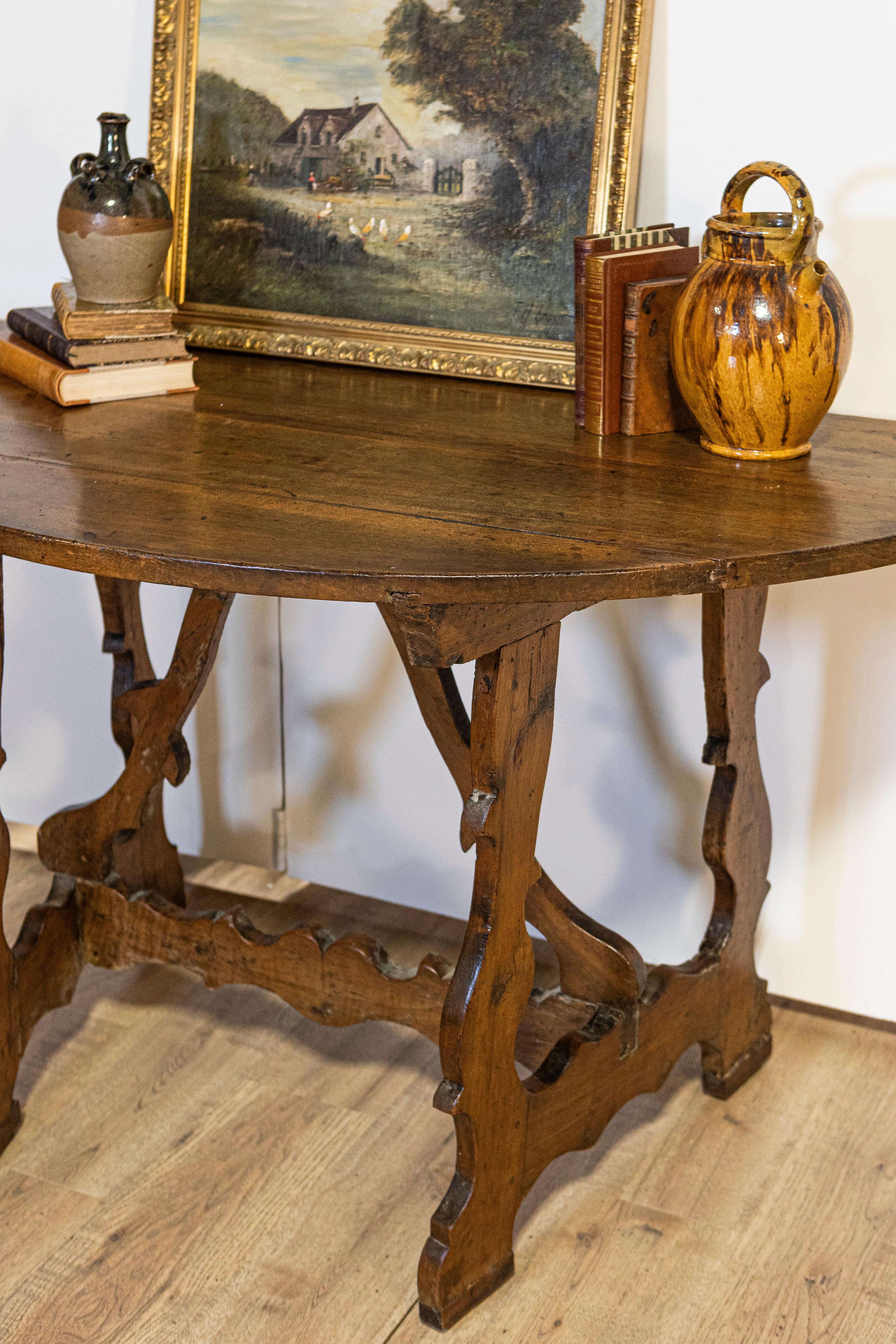 17th Century Italian Baroque Period Walnut Demilune Table with Carved Lyre Base For Sale 4