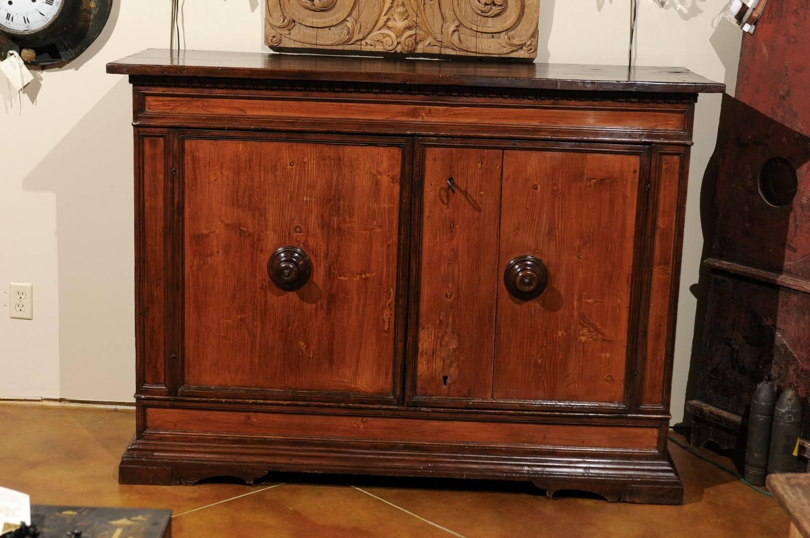 17th Century Italian Baroque Pine Credenza In Good Condition In Atlanta, GA