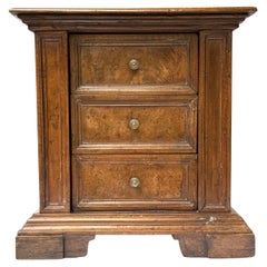 17th Century Italian Baroque Walnut Chest of Drawers – Milan