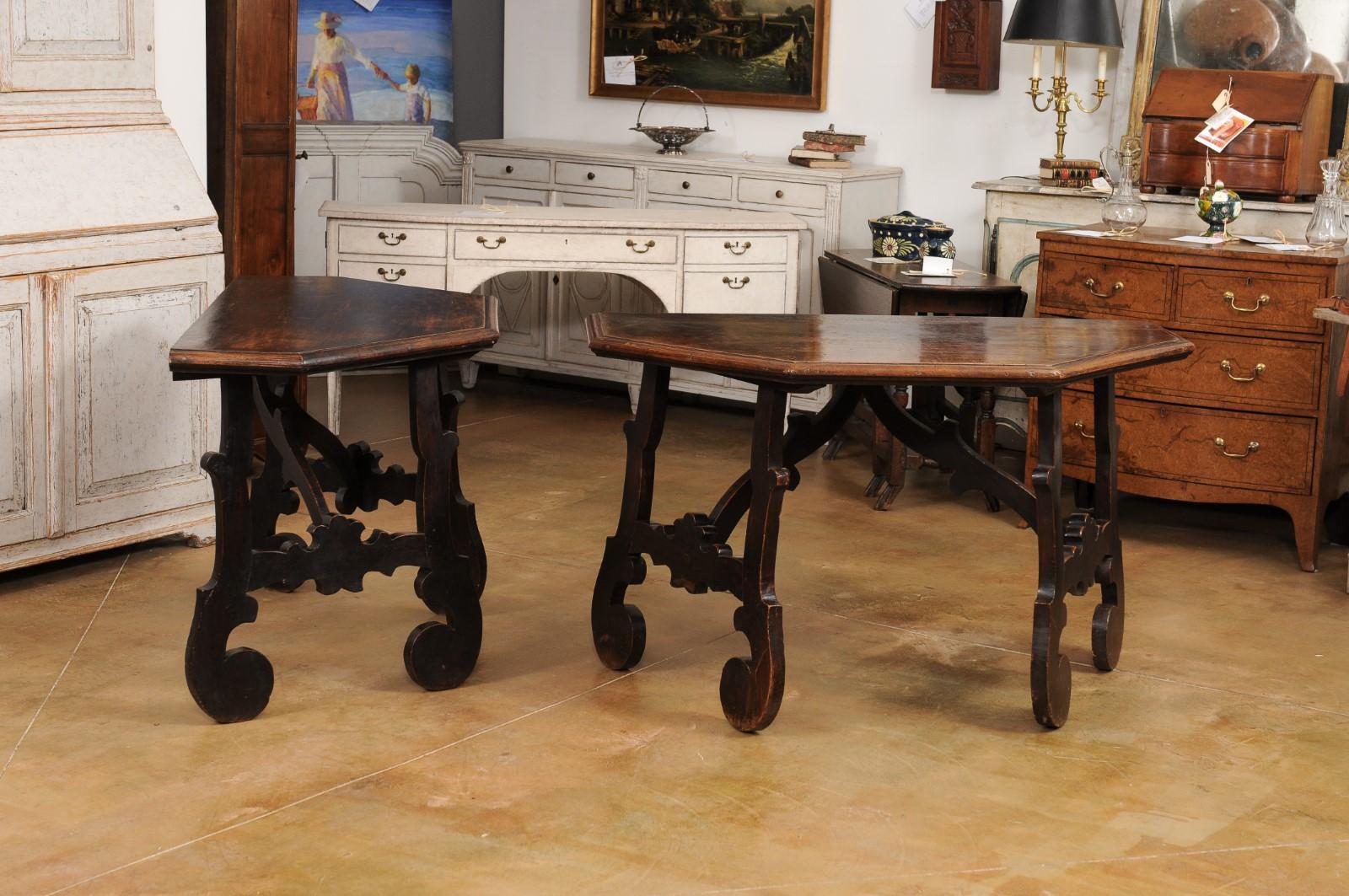 17th Century Italian Baroque Walnut Fratino Consoles with Carved Bases, a Pair For Sale 3