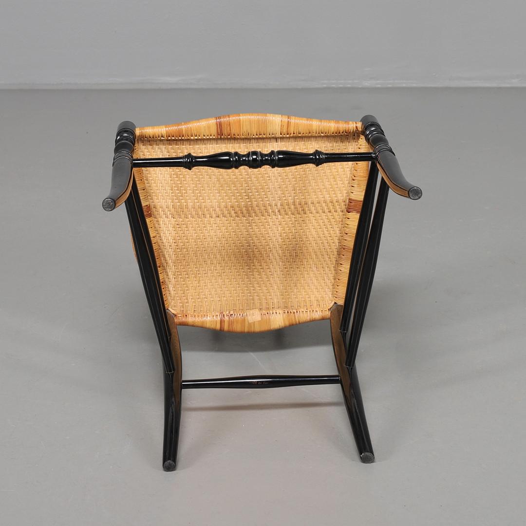 Hardwood 17th Century Italian Black Lacquered Herringbone Cane Seat Chiavari Chair For Sale