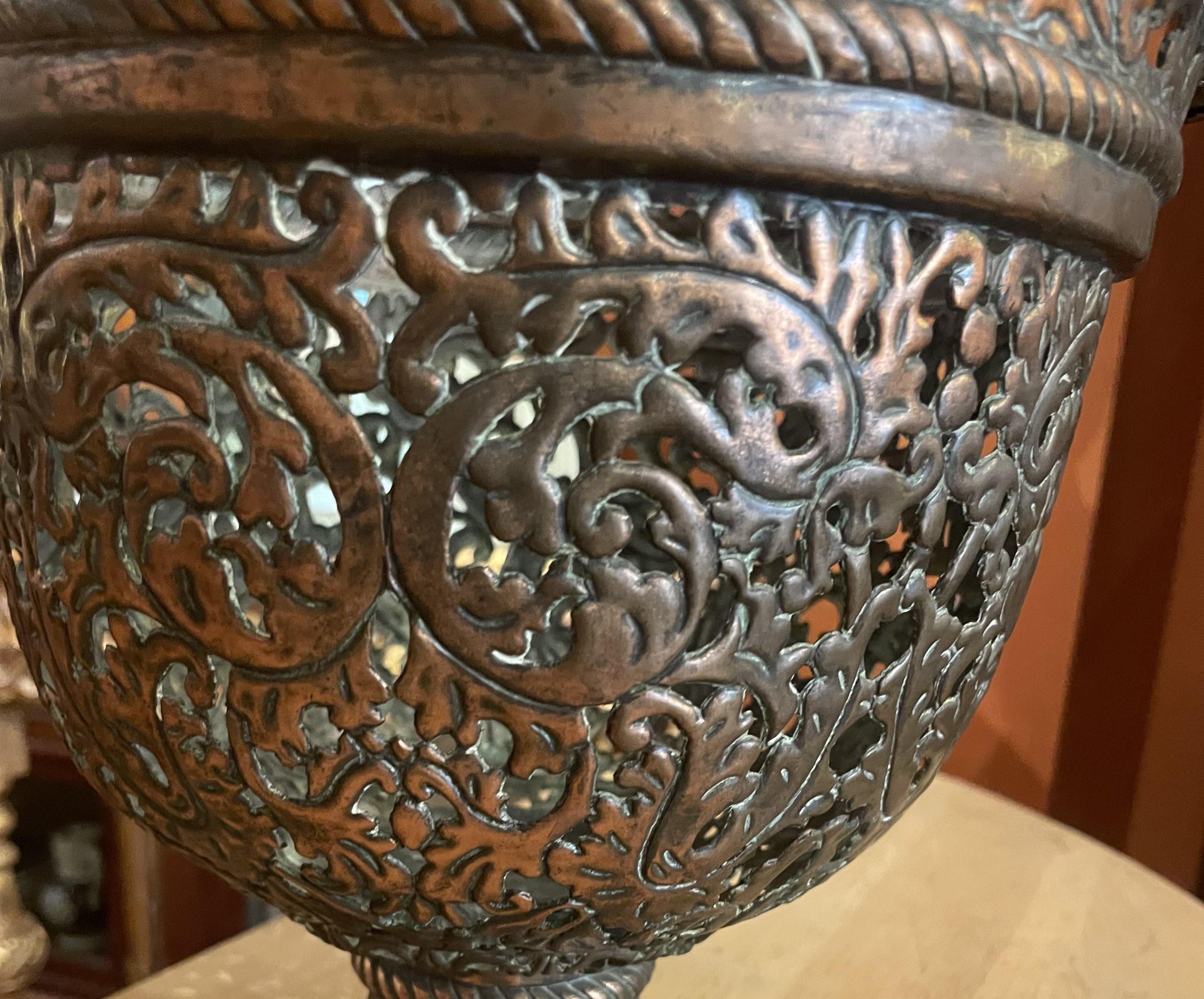 17th Century Italian Bronze Cup Or Urn For Sale 2