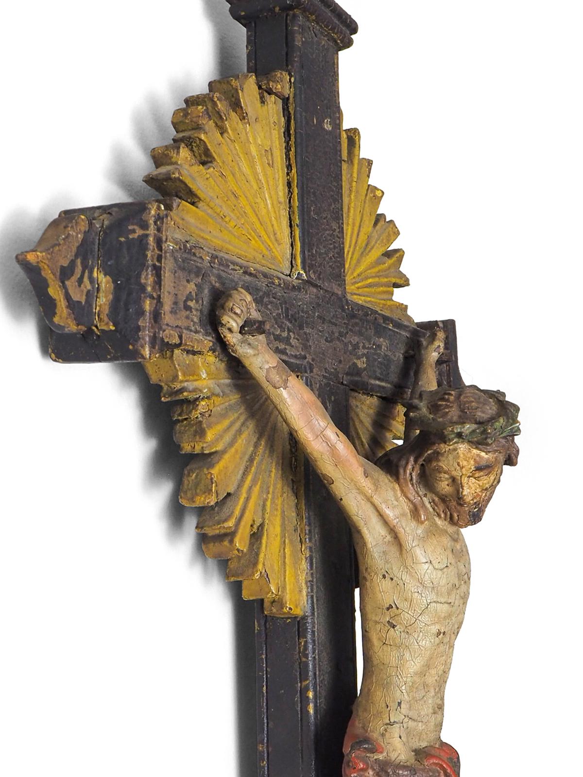 Polychromed 17th Century Italian Carved Wood Polychrome Corpus Christi Starburst Crucifix/Cr For Sale