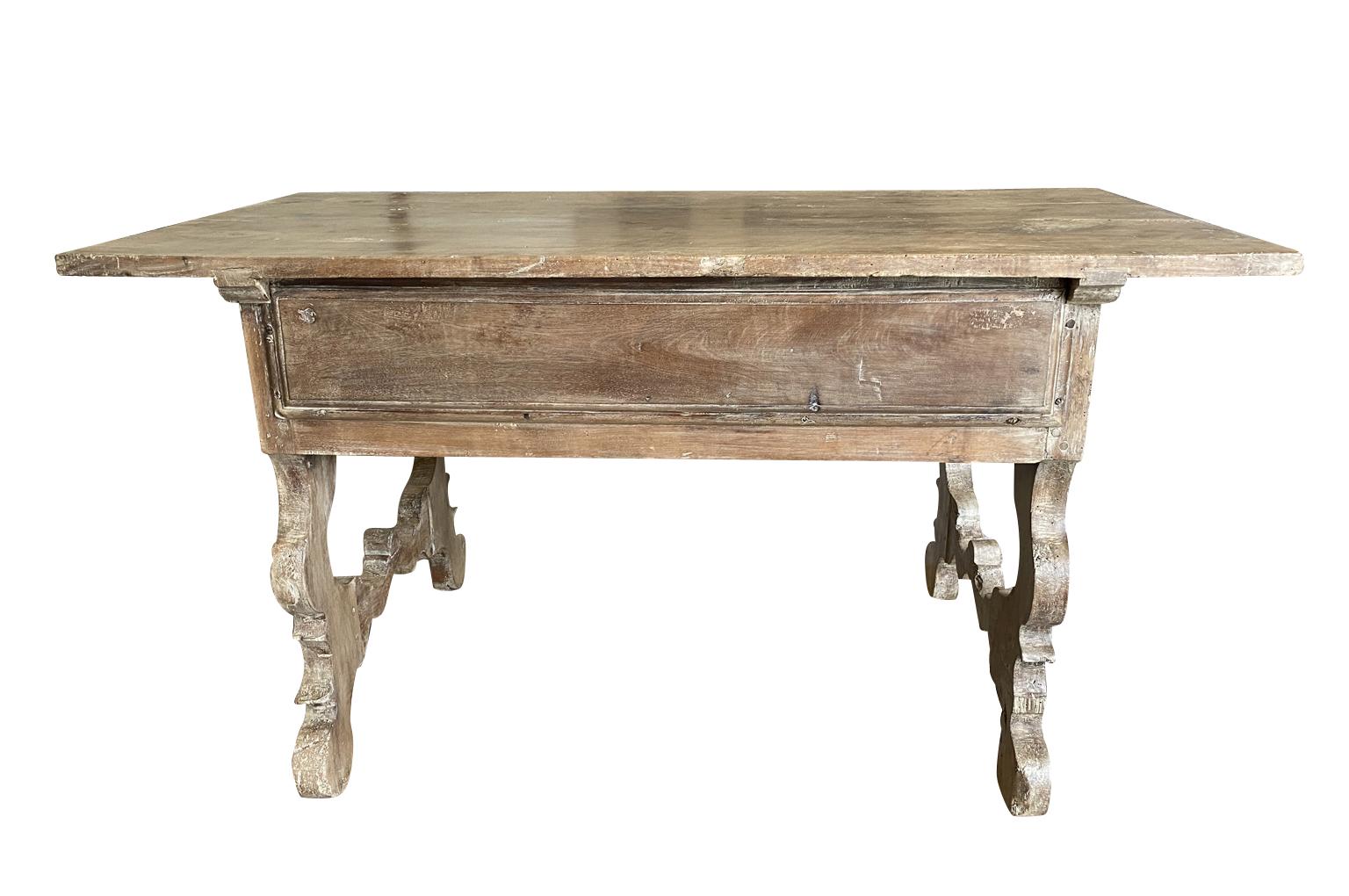 17th Century Italian Center Table, Writing Table For Sale 12