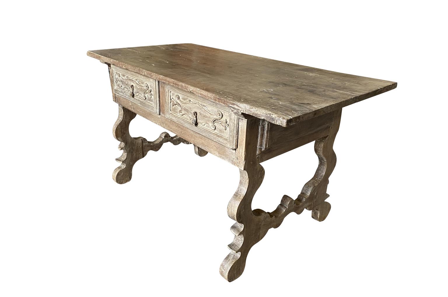 Walnut 17th Century Italian Center Table, Writing Table For Sale