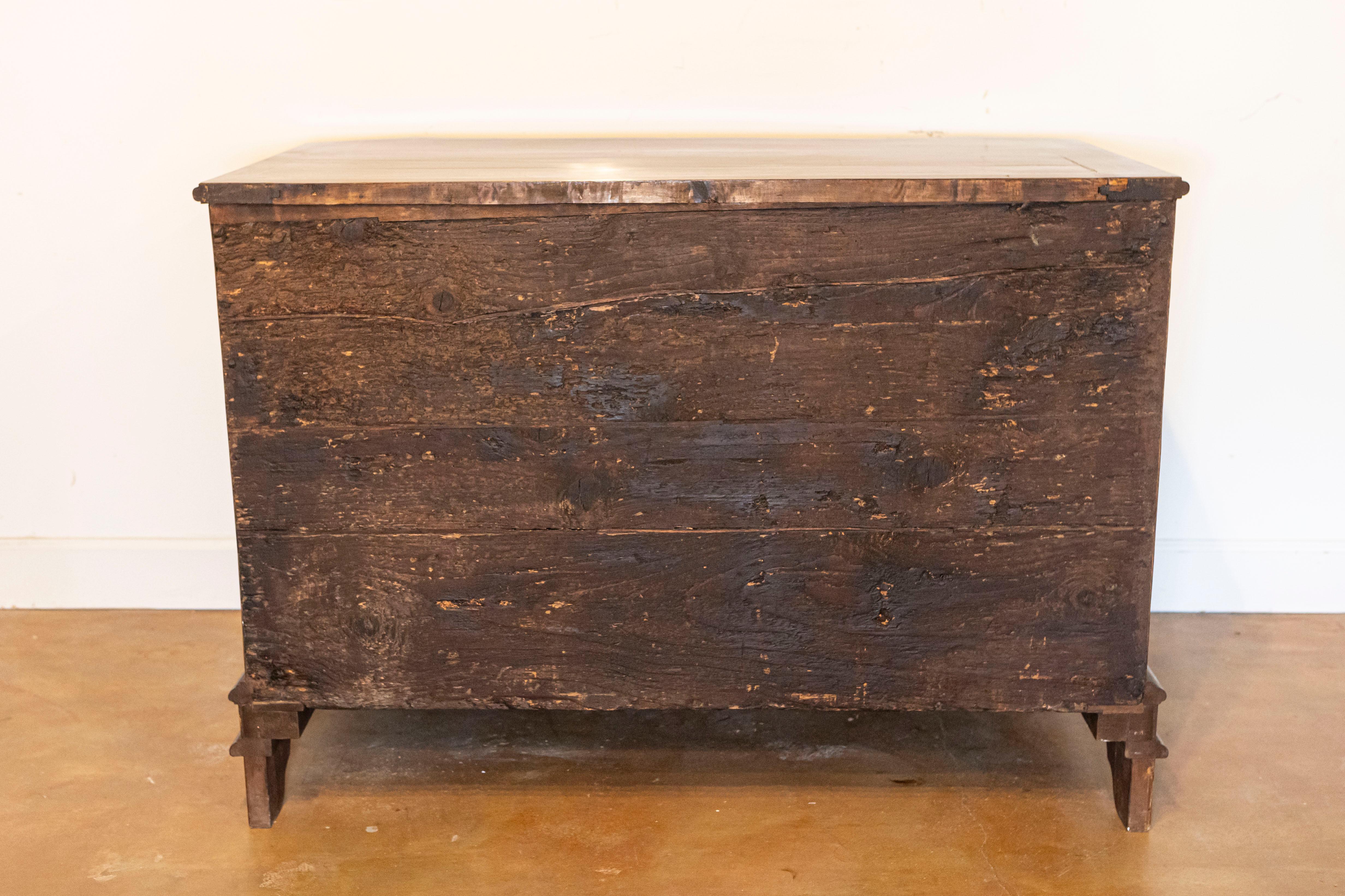 Walnut 17th Century Italian Commode For Sale