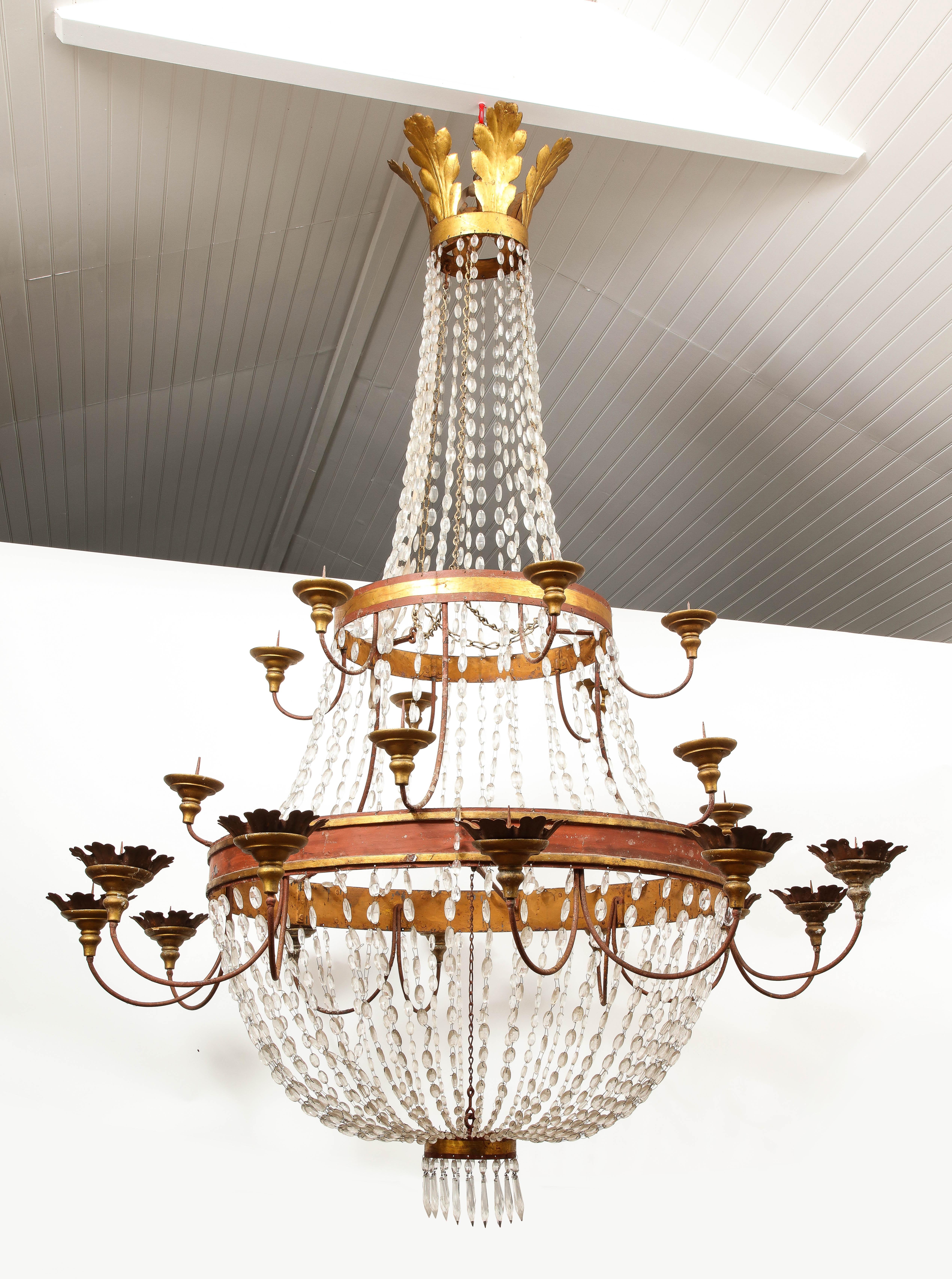 Cristal Lustre italien du 17e siècle en cristal et en vermeil  en vente