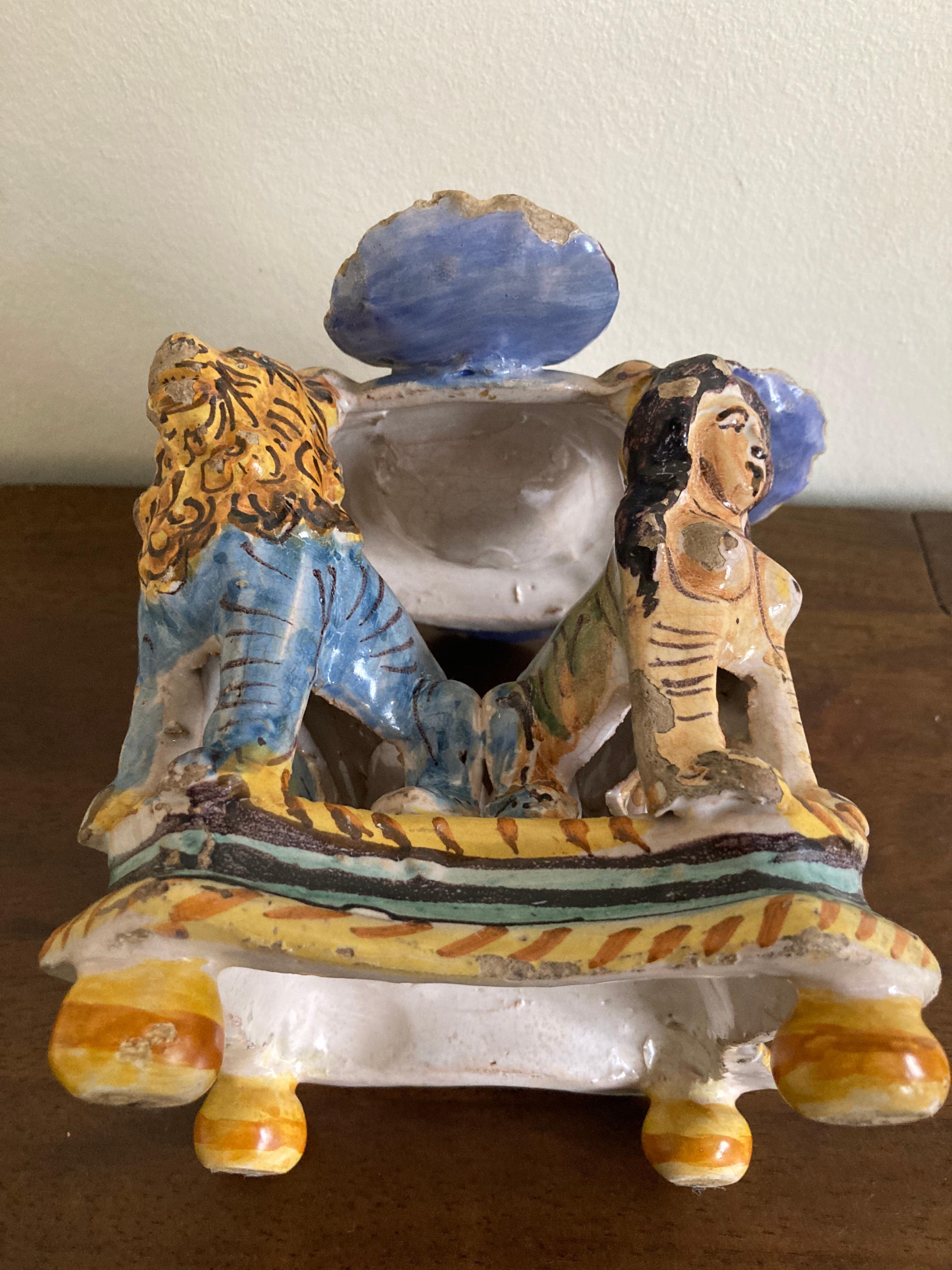 17th Century Italian Deruta Maiolica Salt For Sale 5