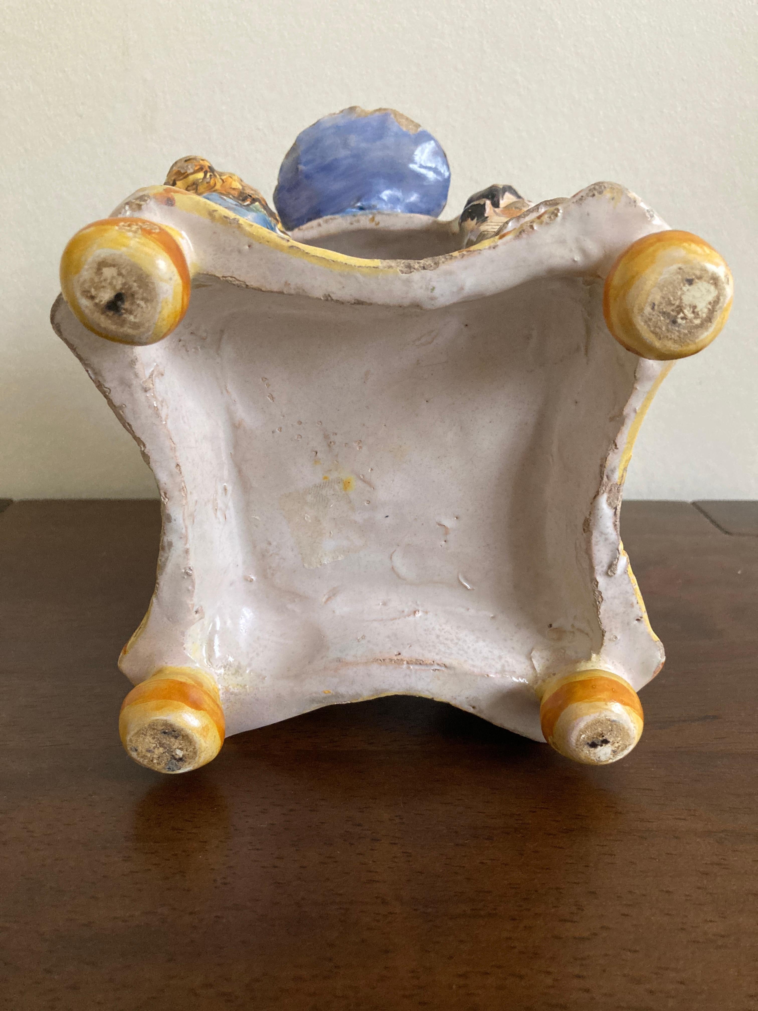 17th Century Italian Deruta Maiolica Salt For Sale 6