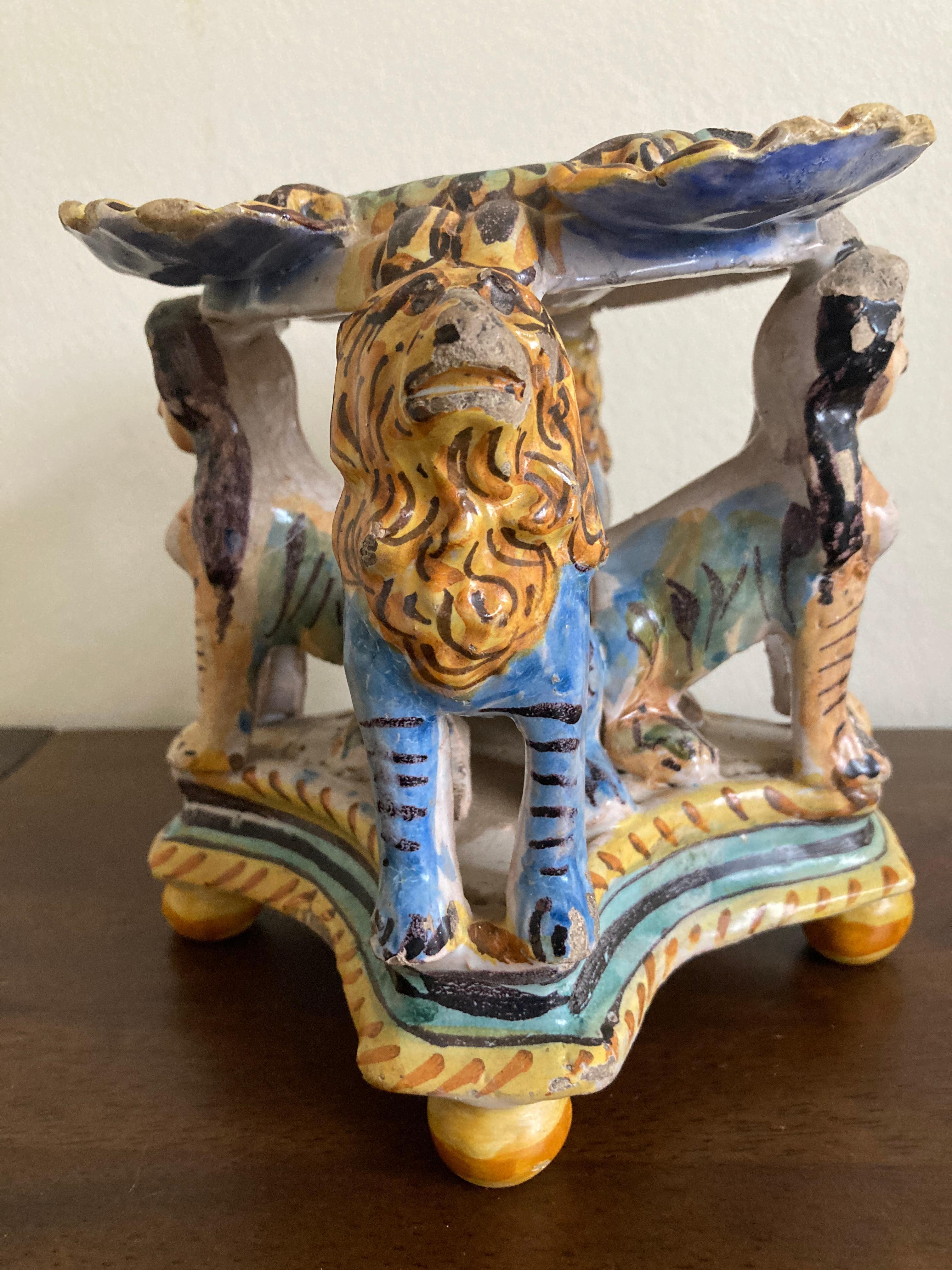 Hand-Crafted 17th Century Italian Deruta Maiolica Salt For Sale