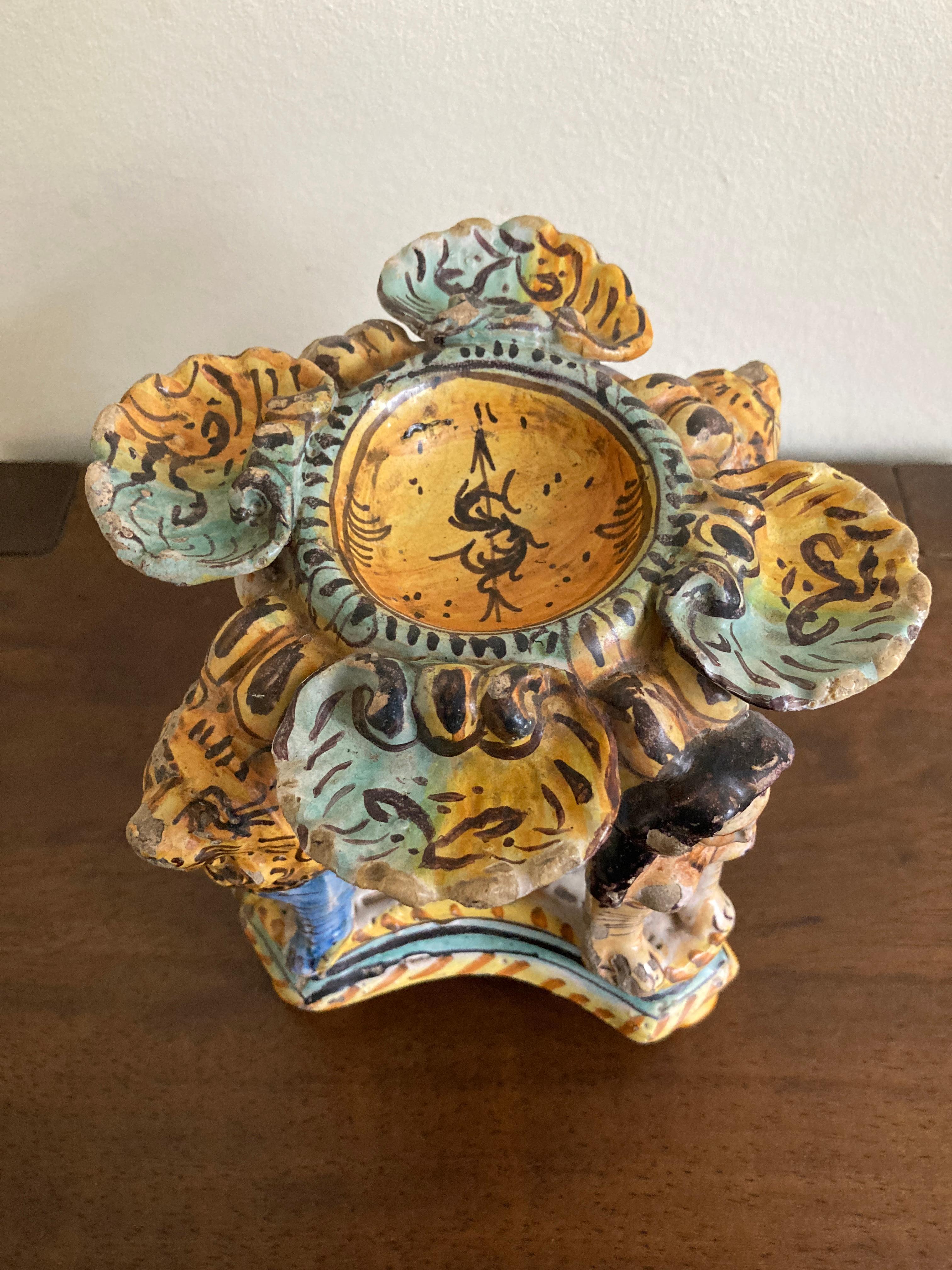 17th Century Italian Deruta Maiolica Salt For Sale 4