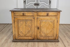 17th Century Italian Distressed Paint Wooden Buffet with Carved Diamond Motifs
