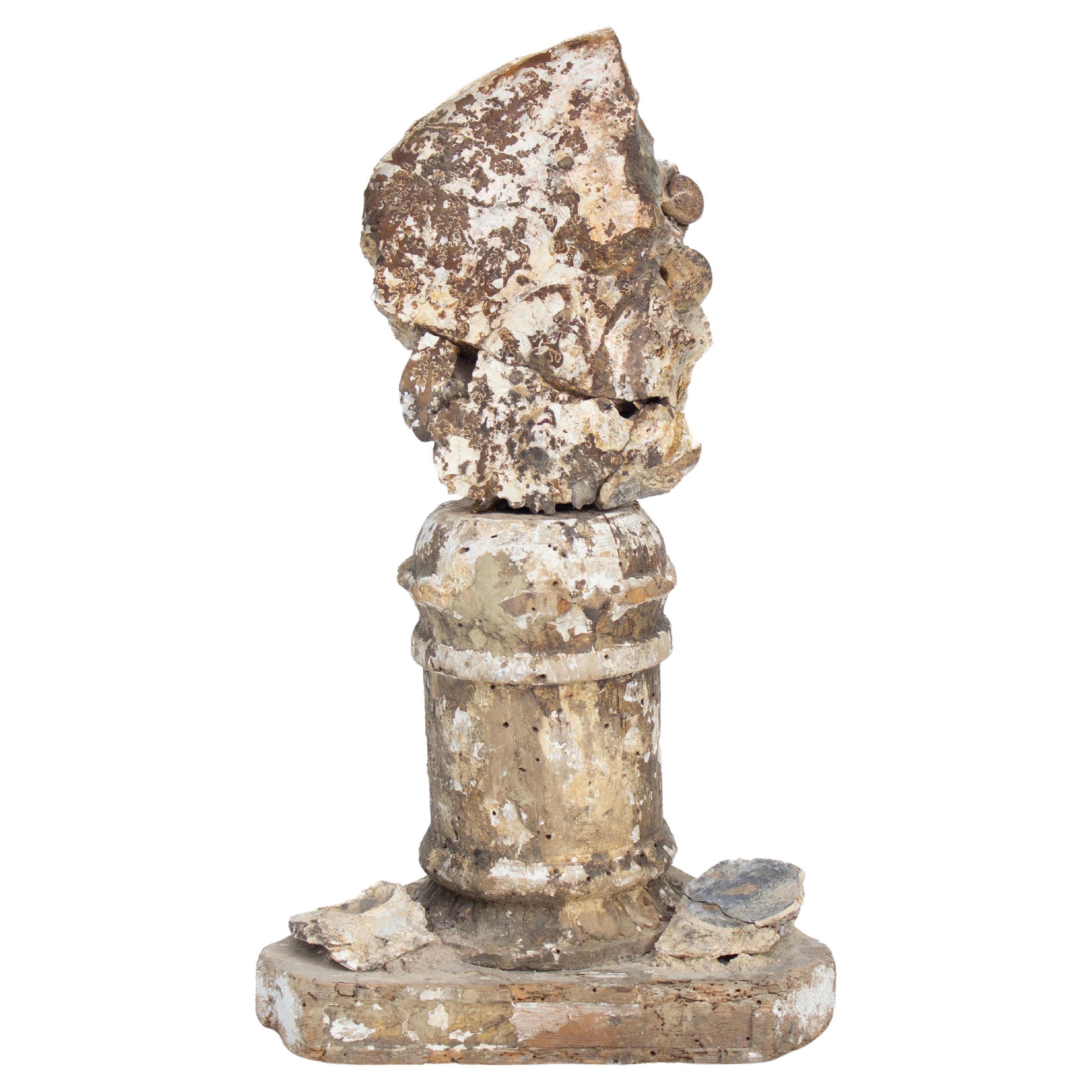 Candelero italiano del siglo XVII "Fragmento de Florencia" con amonita iridiscente