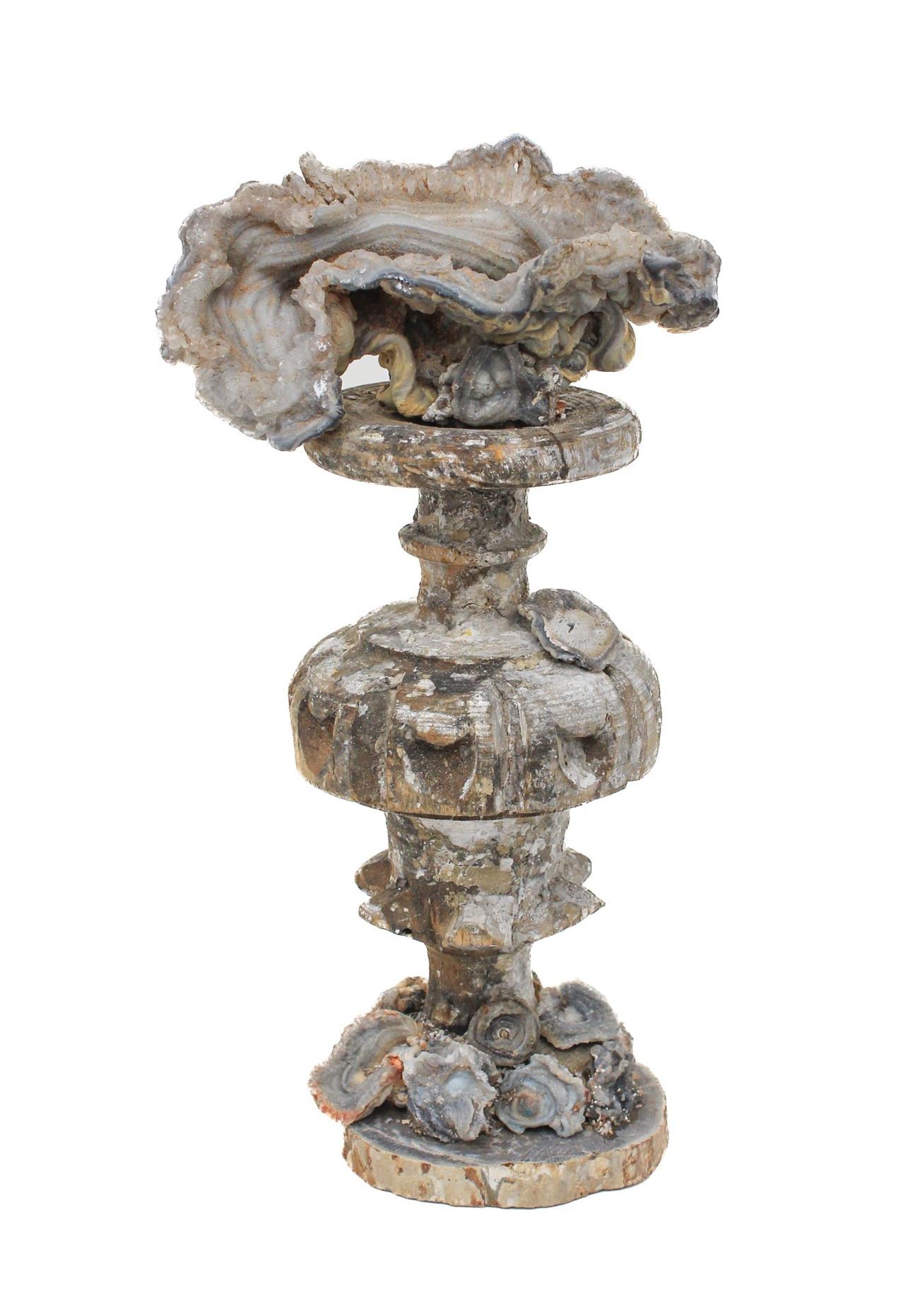 17th Century Italian 'Florence Fragment' Vase Mounted with Chalcedony Rosettes In Distressed Condition For Sale In Dublin, Dalkey