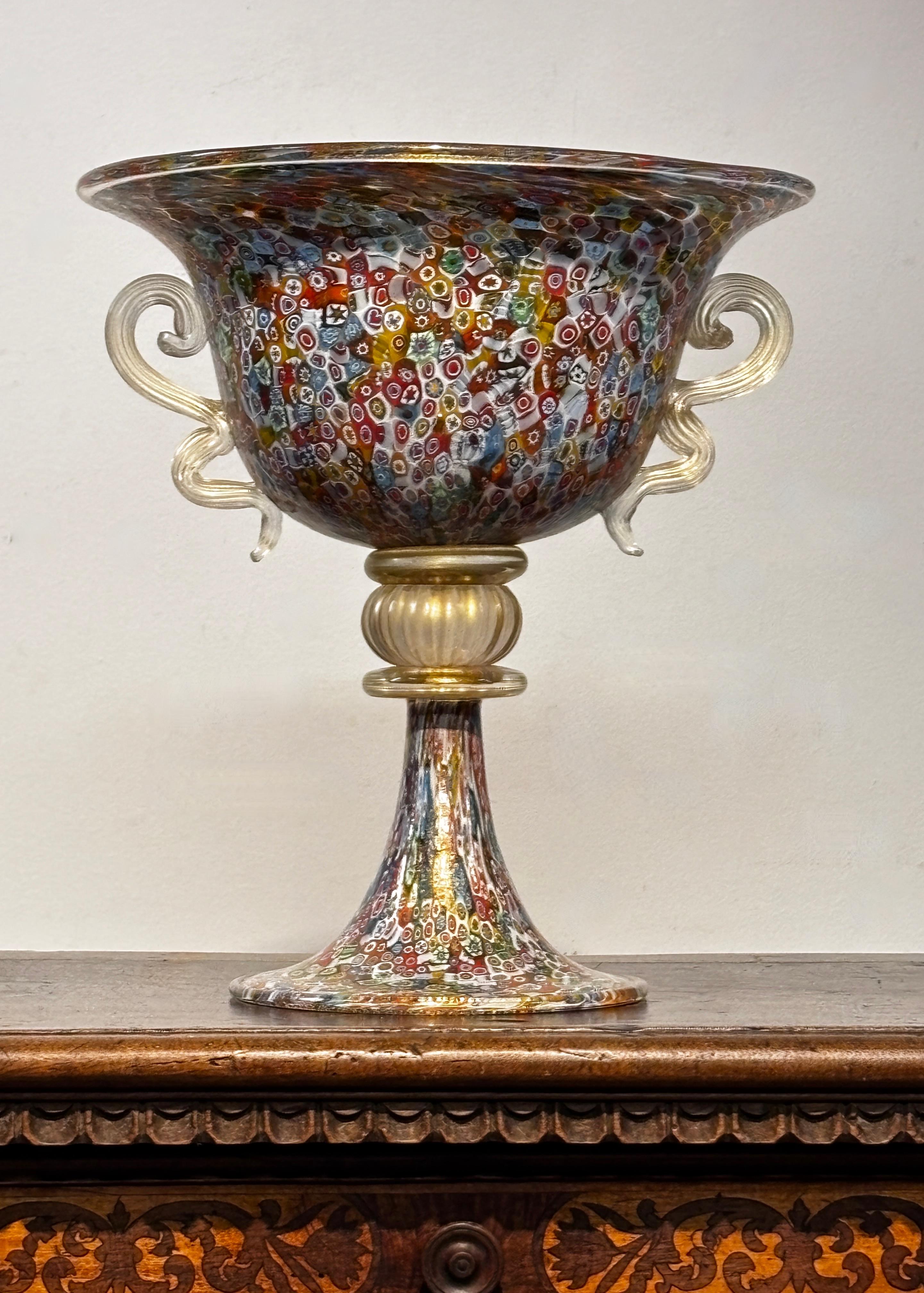 Credenza in noce Florentine del XVII secolo, CIRCA 1650 in vendita 7