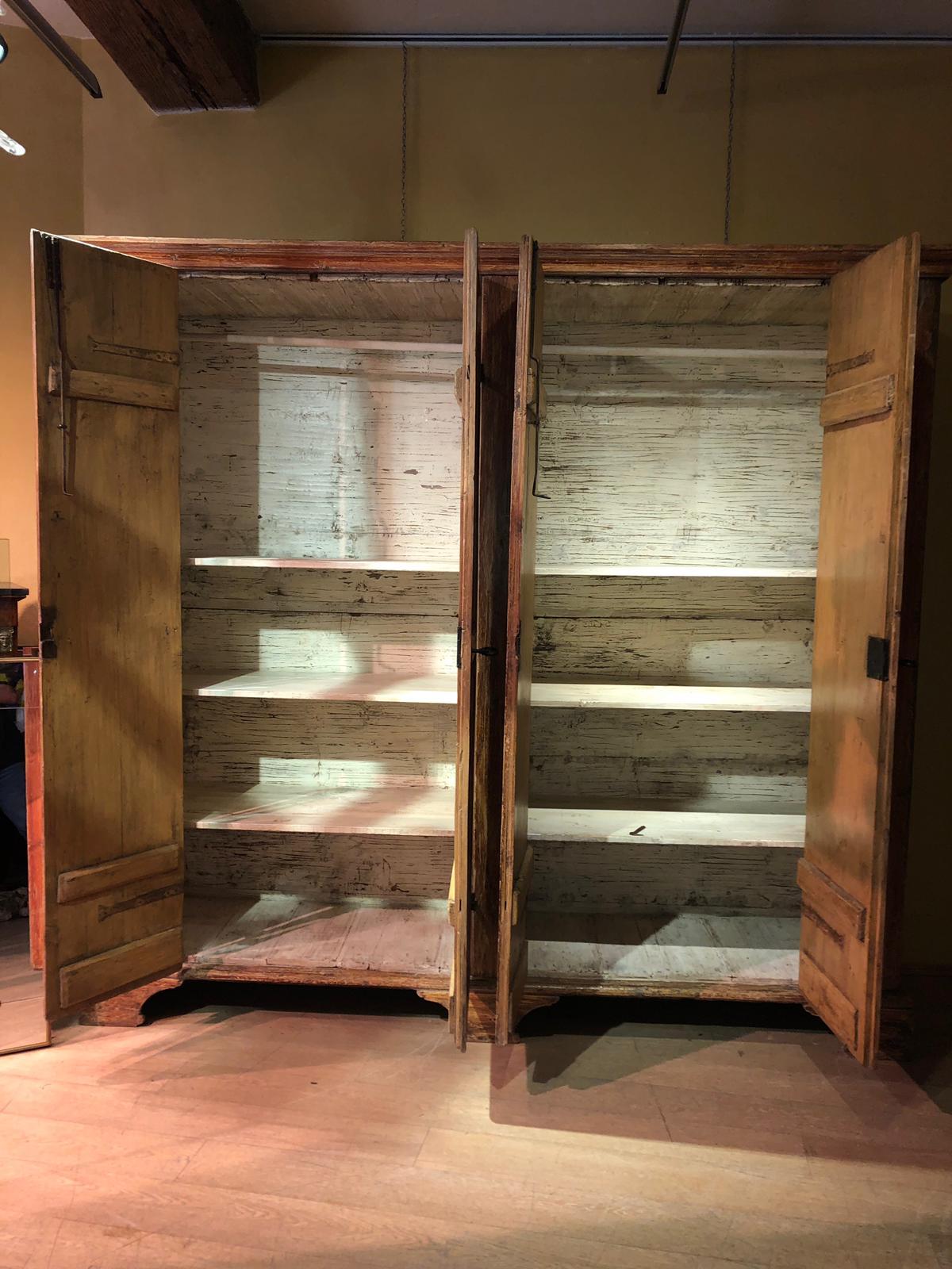 17th Century Italian Four Doors Lacquered Big Shelves Cupboards 1