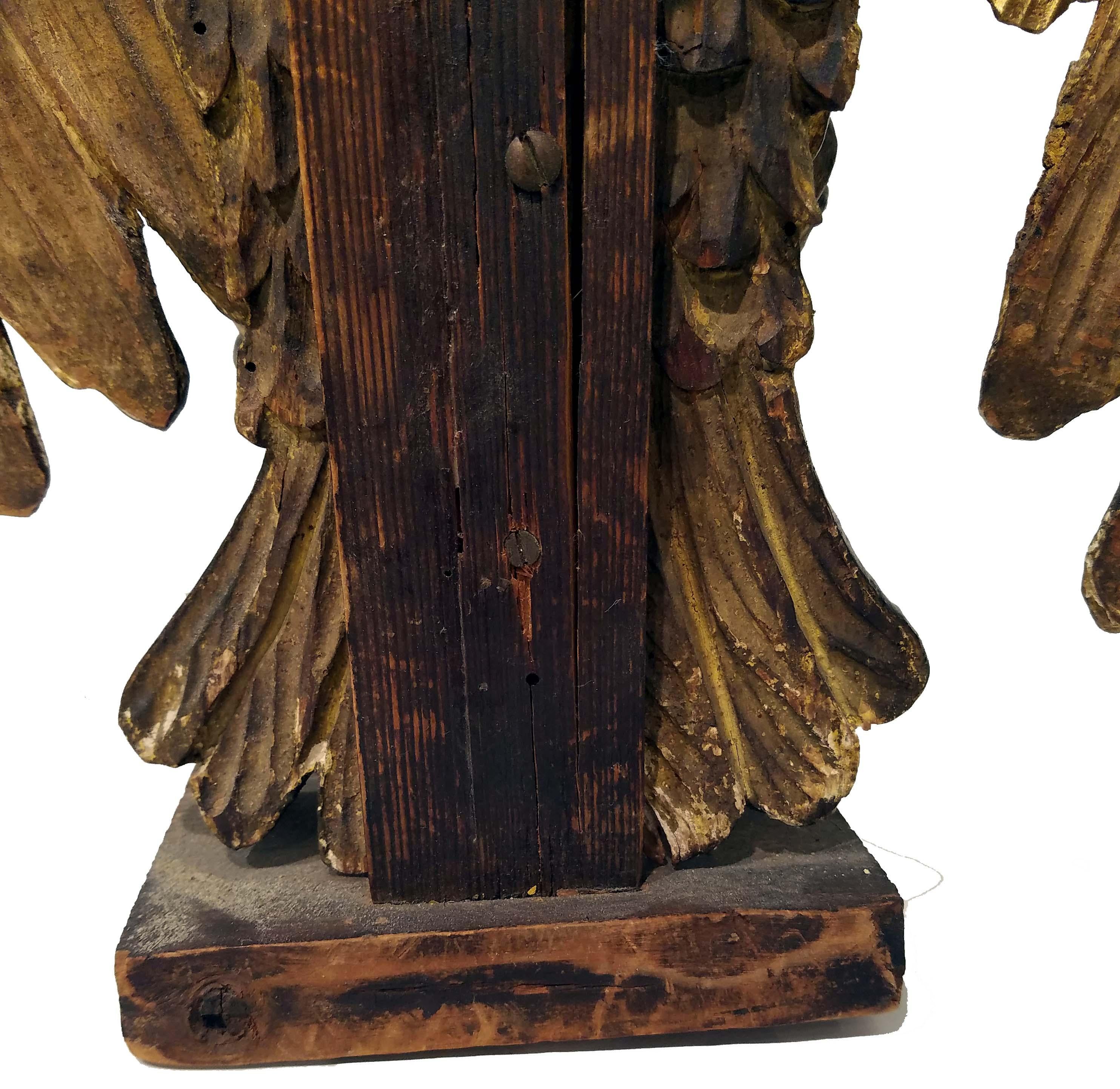 17th Century Italian Giltwood Carved Eagle 2