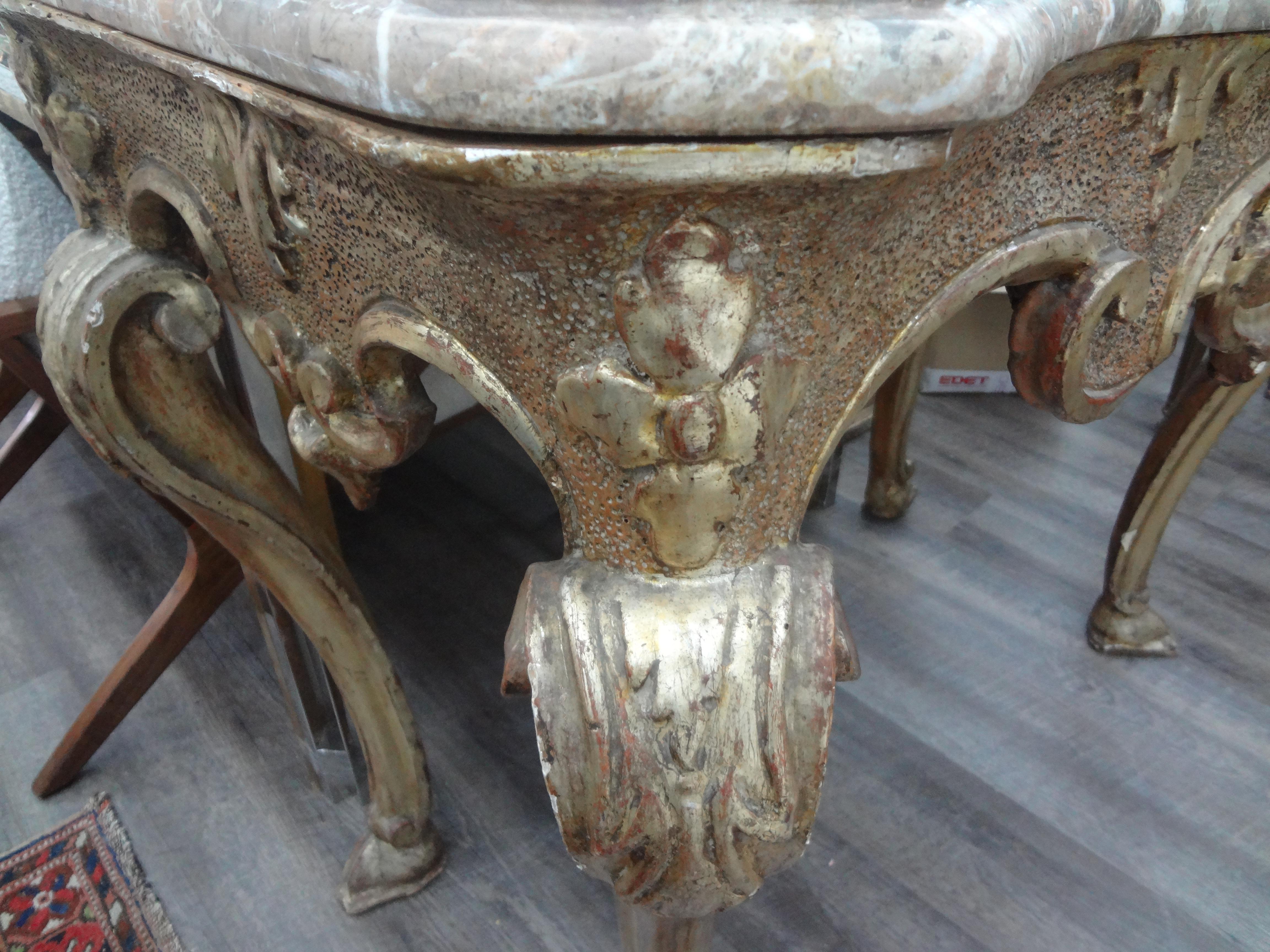 17th Century Italian Giltwood Console Table From Naples For Sale 3