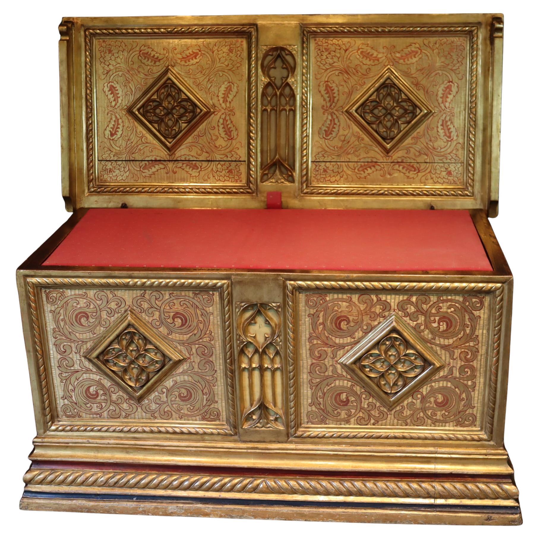 Coffre à Cassone en noyer du 17e siècle, de style gothique italien, décoré de dorures