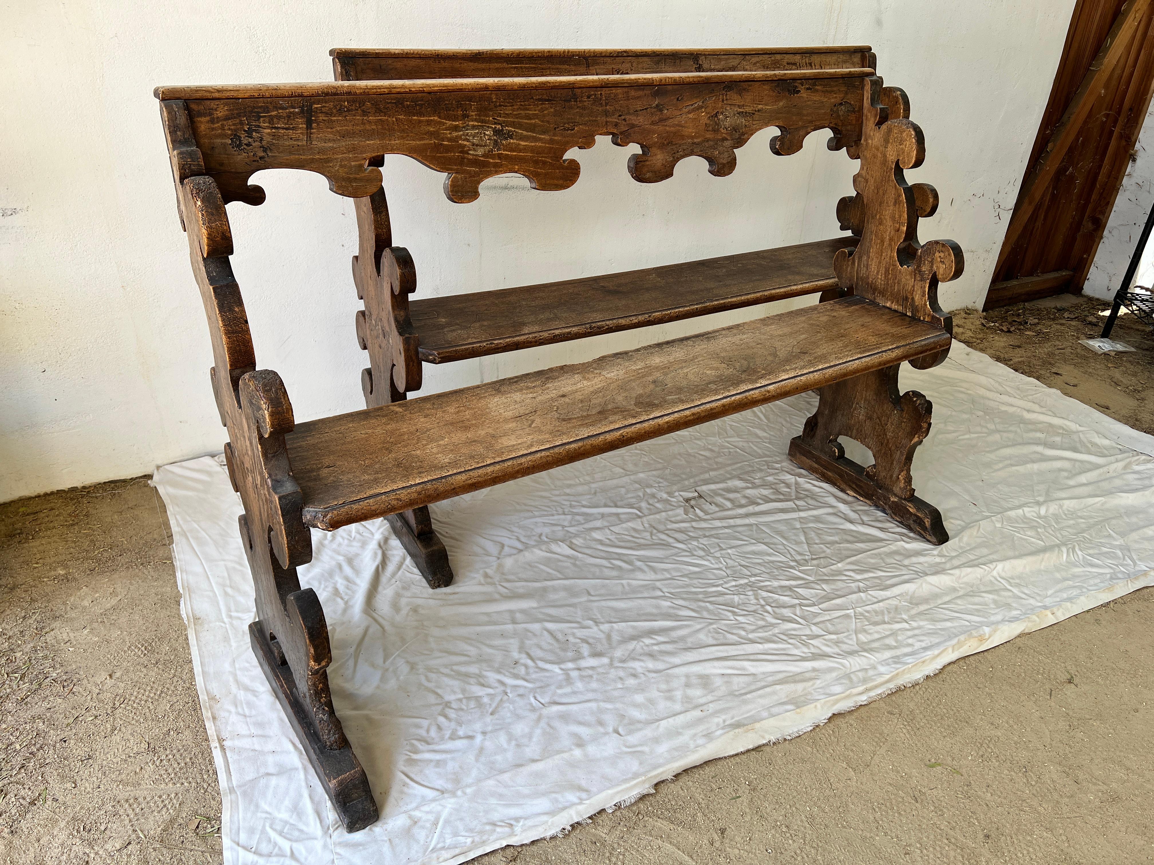 17th century Italian hall benches or pews In Good Condition For Sale In Ballard, CA