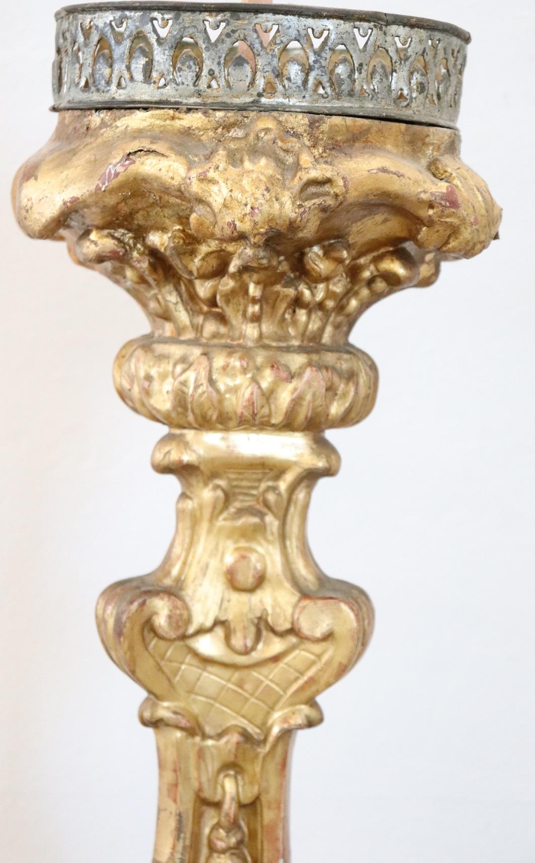 17th Century Italian Louis XIV Carved and Gilded Wood Candelabra In Good Condition In Casale Monferrato, IT