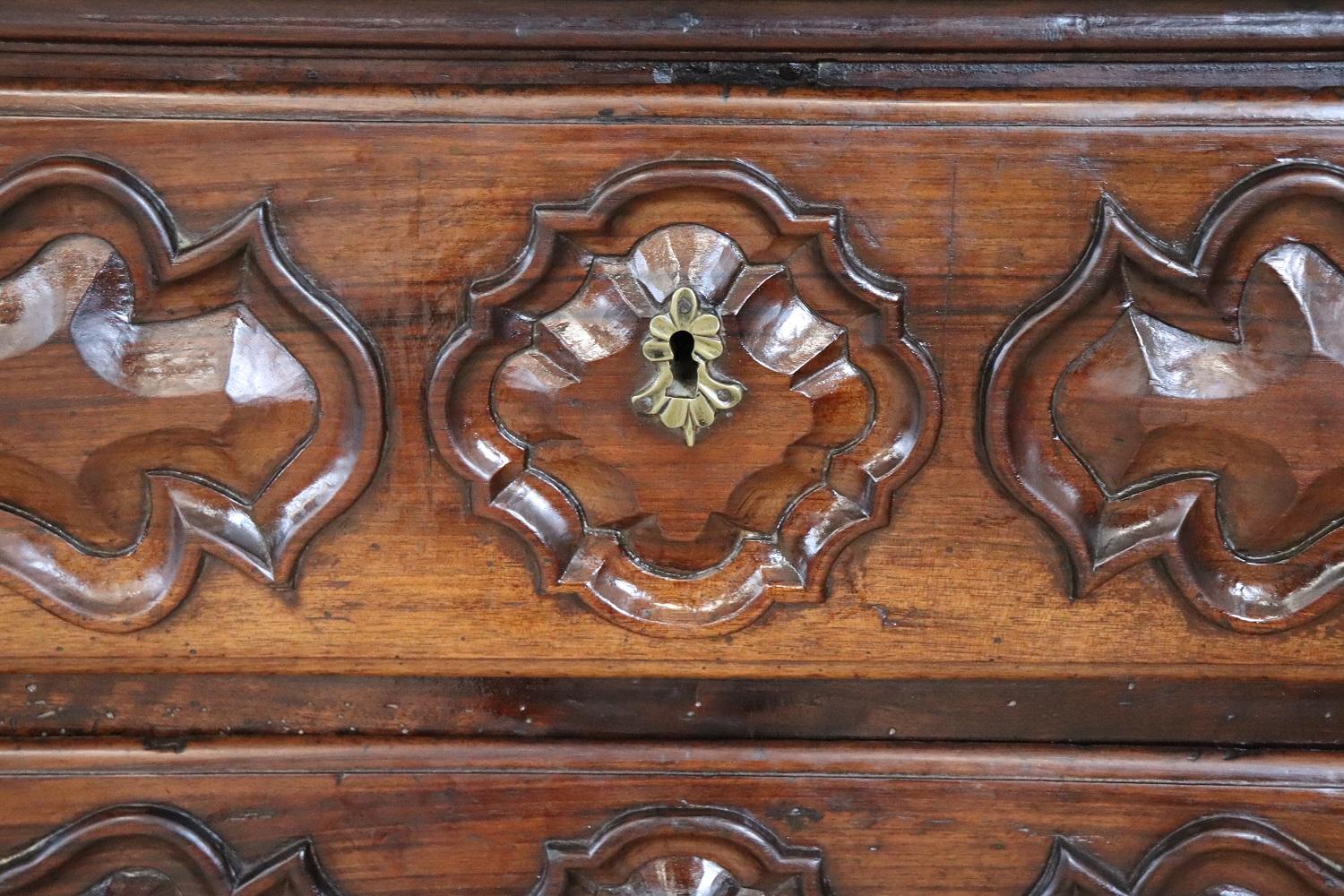 17th Century Italian Louis XIV Carved Walnut Antique Commode or Chest of Drawers For Sale 1