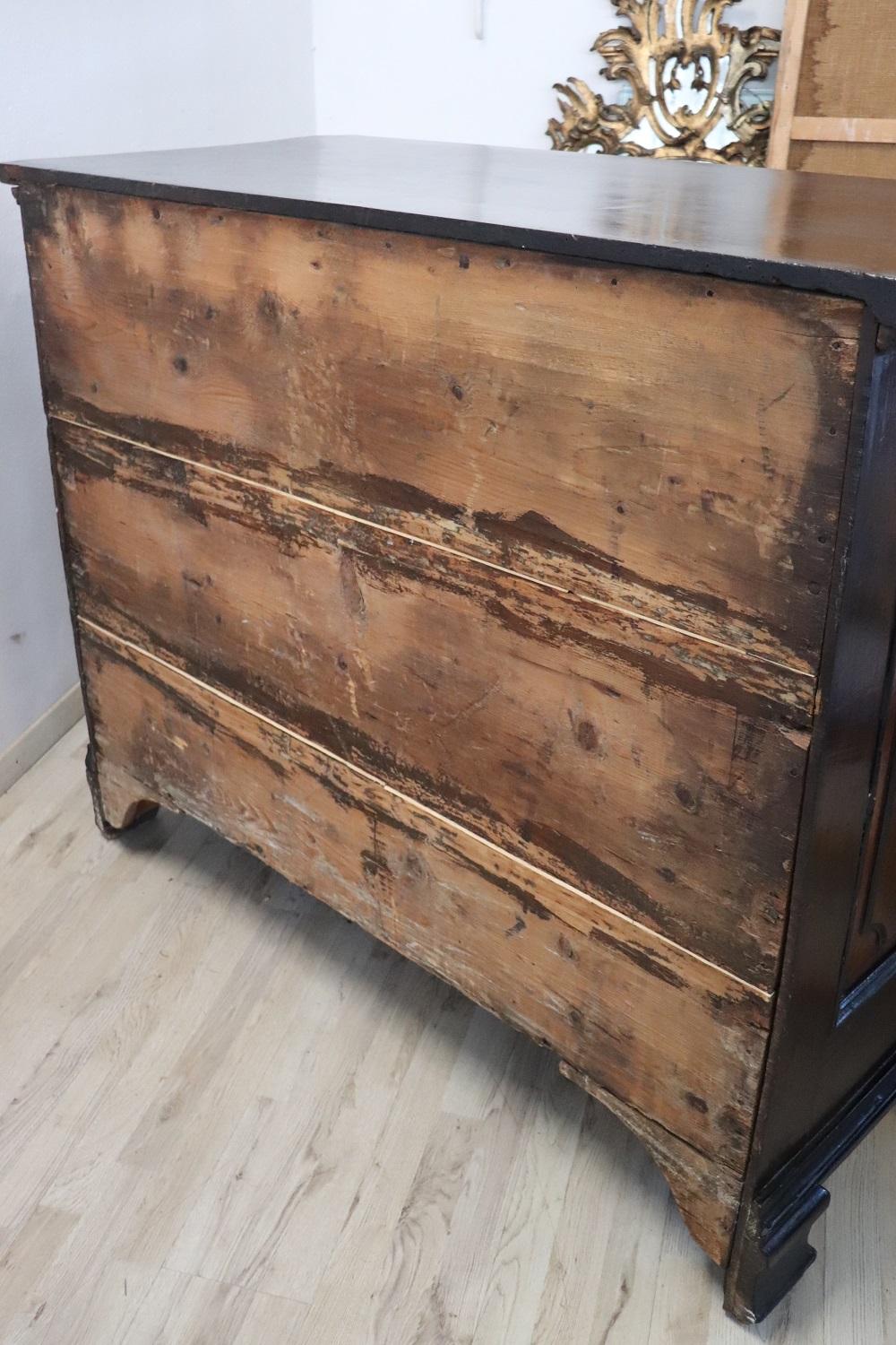 17th Century Italian Louis XIV Walnut Antique Commode or Chest of Drawers For Sale 8