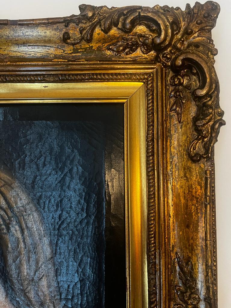17th Century Italian Madonna /Virgin Mary Oil on Canvas In Good Condition For Sale In Doha, QA