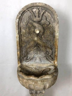 17th Century Italian Marble Fountain