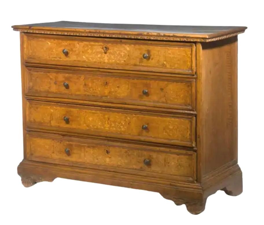 17th Century Italian Marquetry Inlaid Four Drawer Chest In Good Condition For Sale In Bradenton, FL
