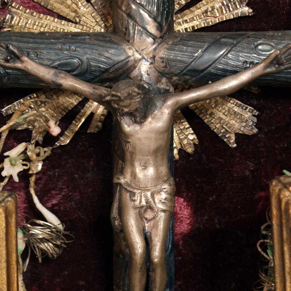 Renaissance 17th Century Italian Massive Silver Crucifix with Golden Wood Frame, circa 1900s For Sale
