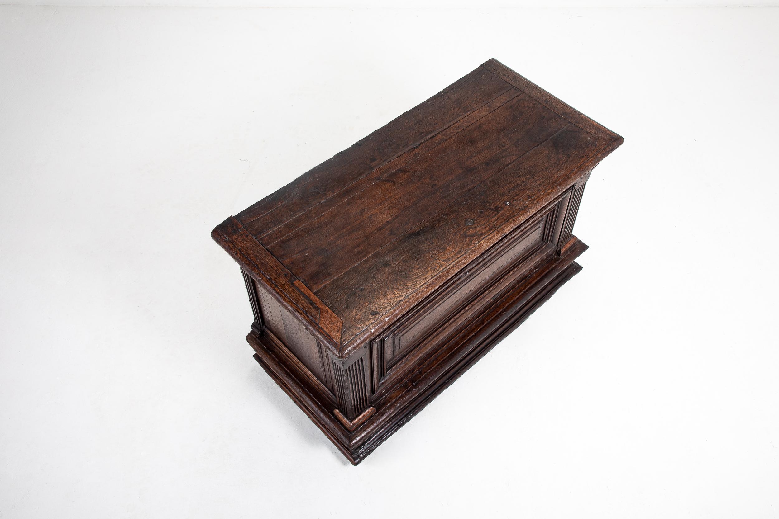 17th Century Italian Oak Coffer 1