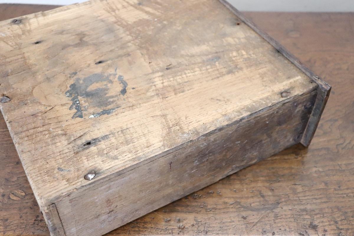 Table ou bureau Fratino italien du 17ème siècle en bois de chêne avec pieds en forme de lyre en vente 1