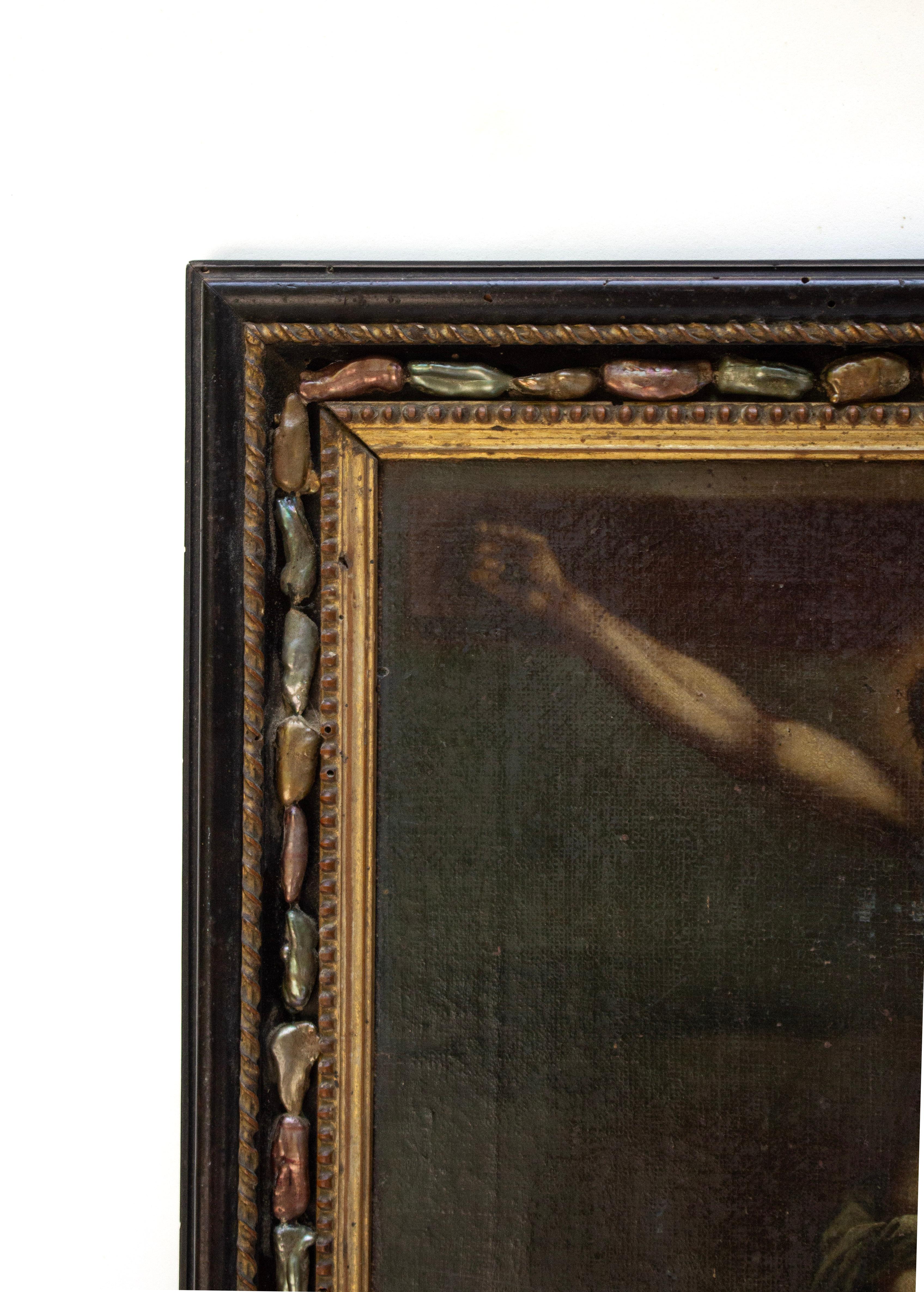 Baroque Peinture italienne du 17e siècle représentant la crucifixion du Christ dans son cadre d'origine en vente