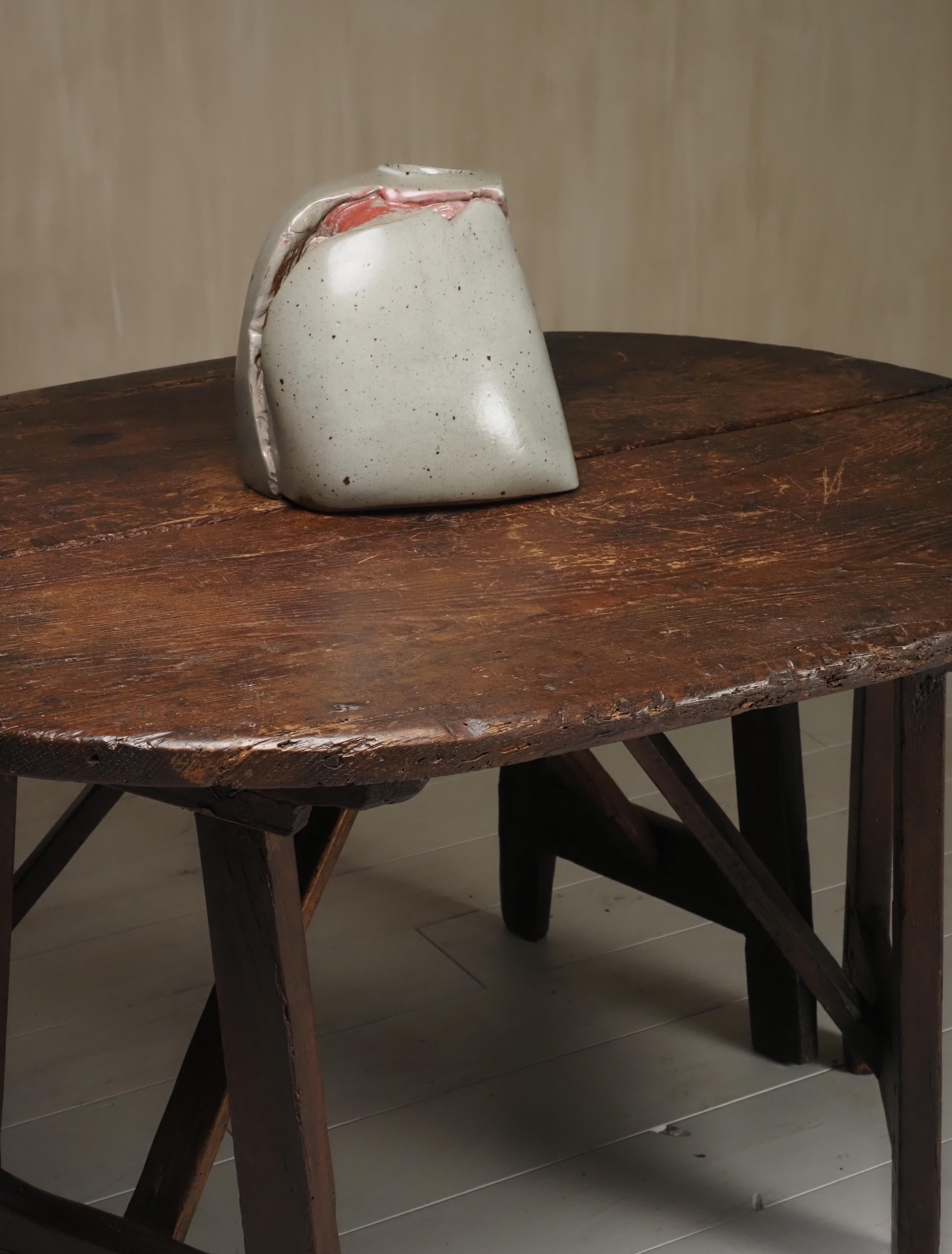 17th Century Italian pair of demi lunes - center table 10