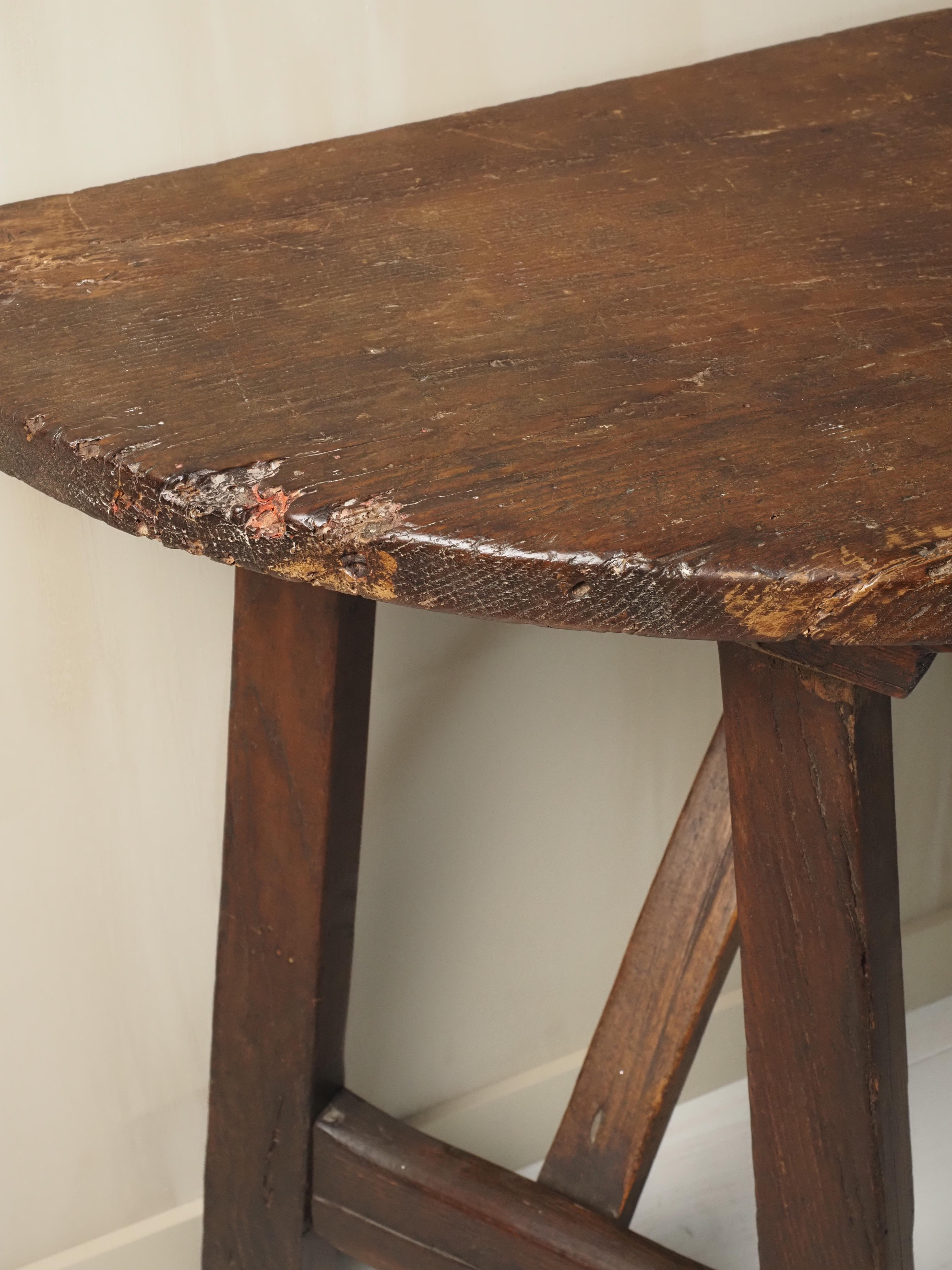 17th Century Italian pair of demi lunes - center table 2