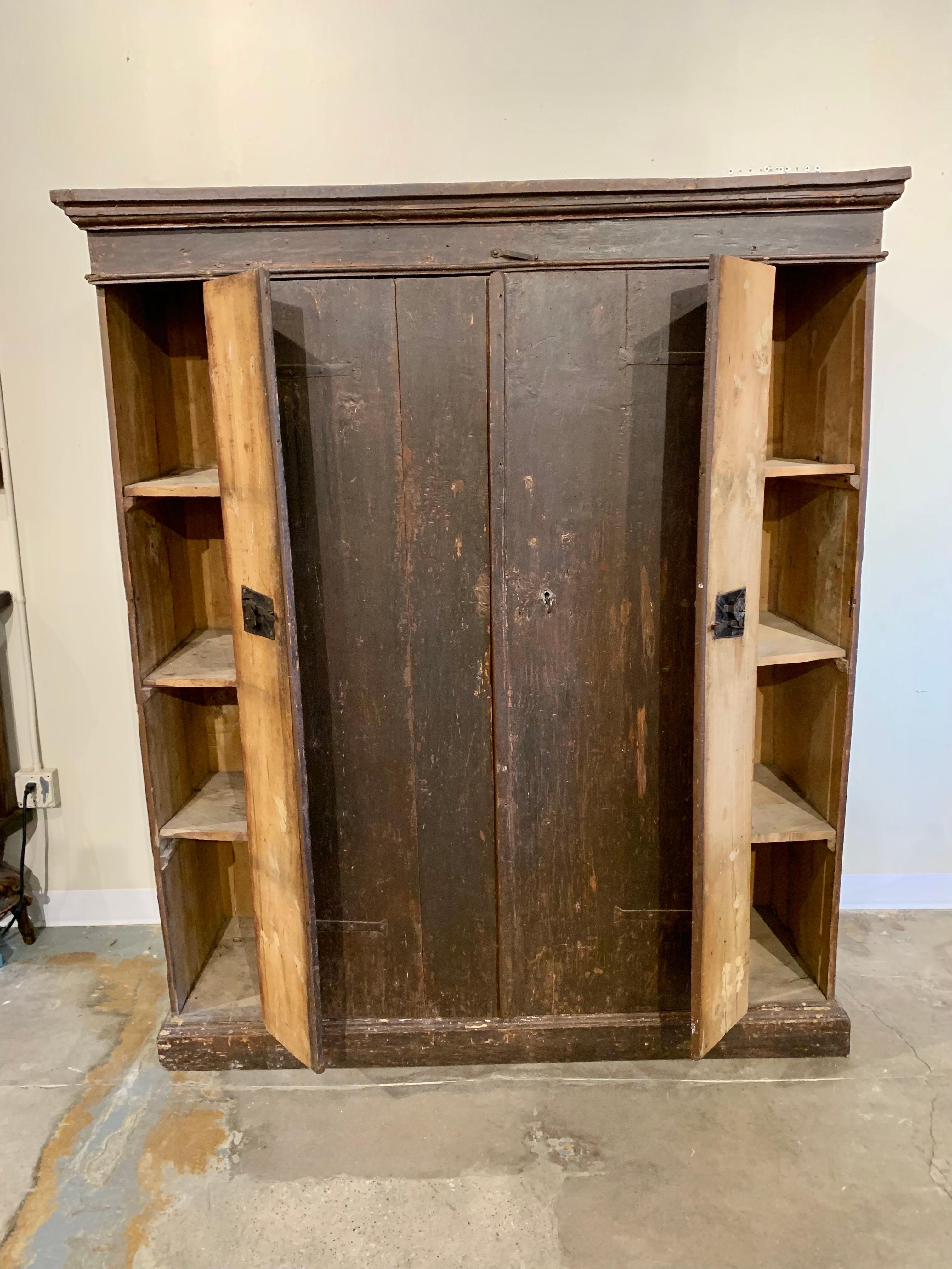17th Century Italian Patinated Pine Four Door Cabinet For Sale 4