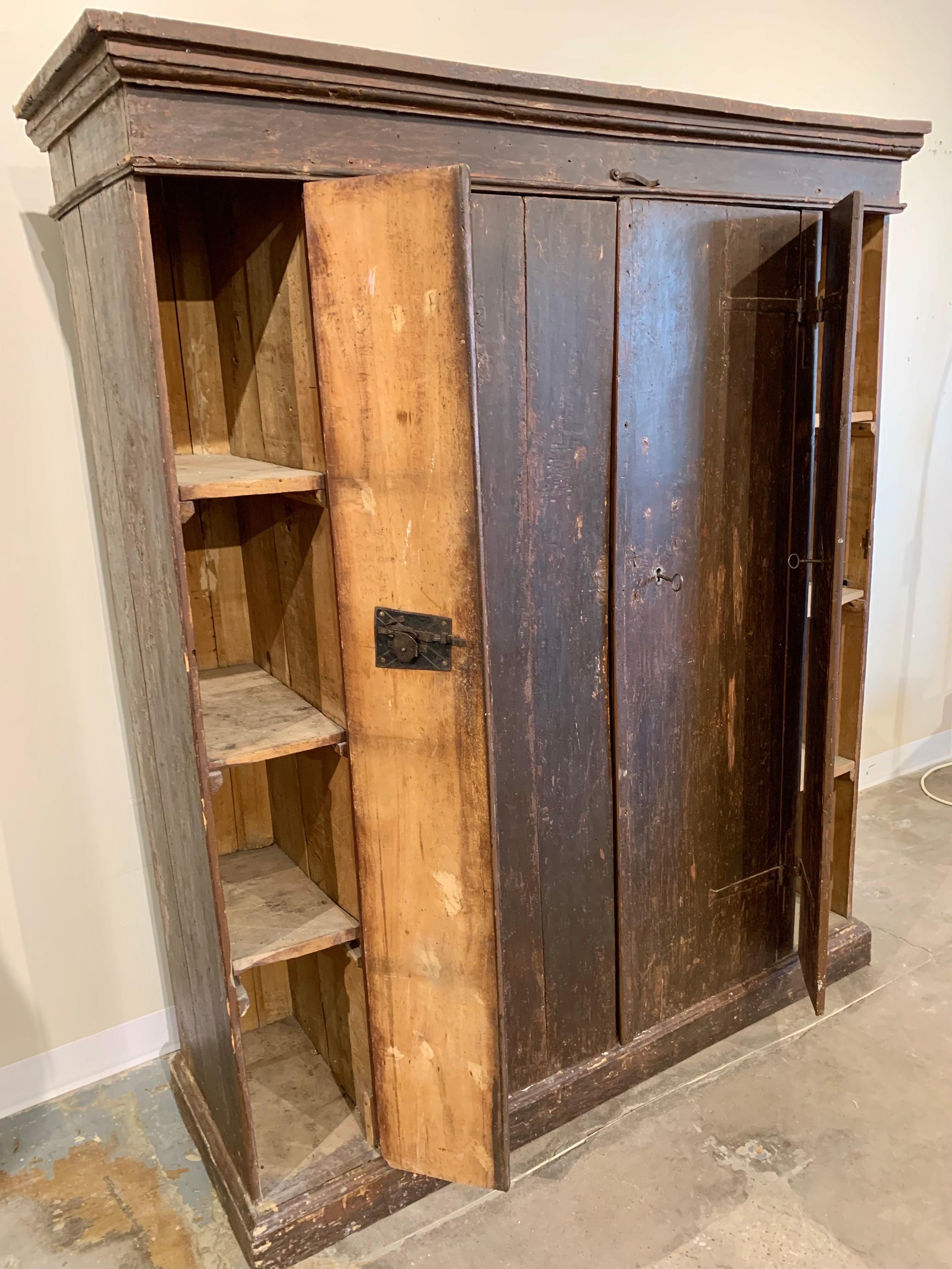 17th Century Italian Patinated Pine Four Door Cabinet For Sale 5