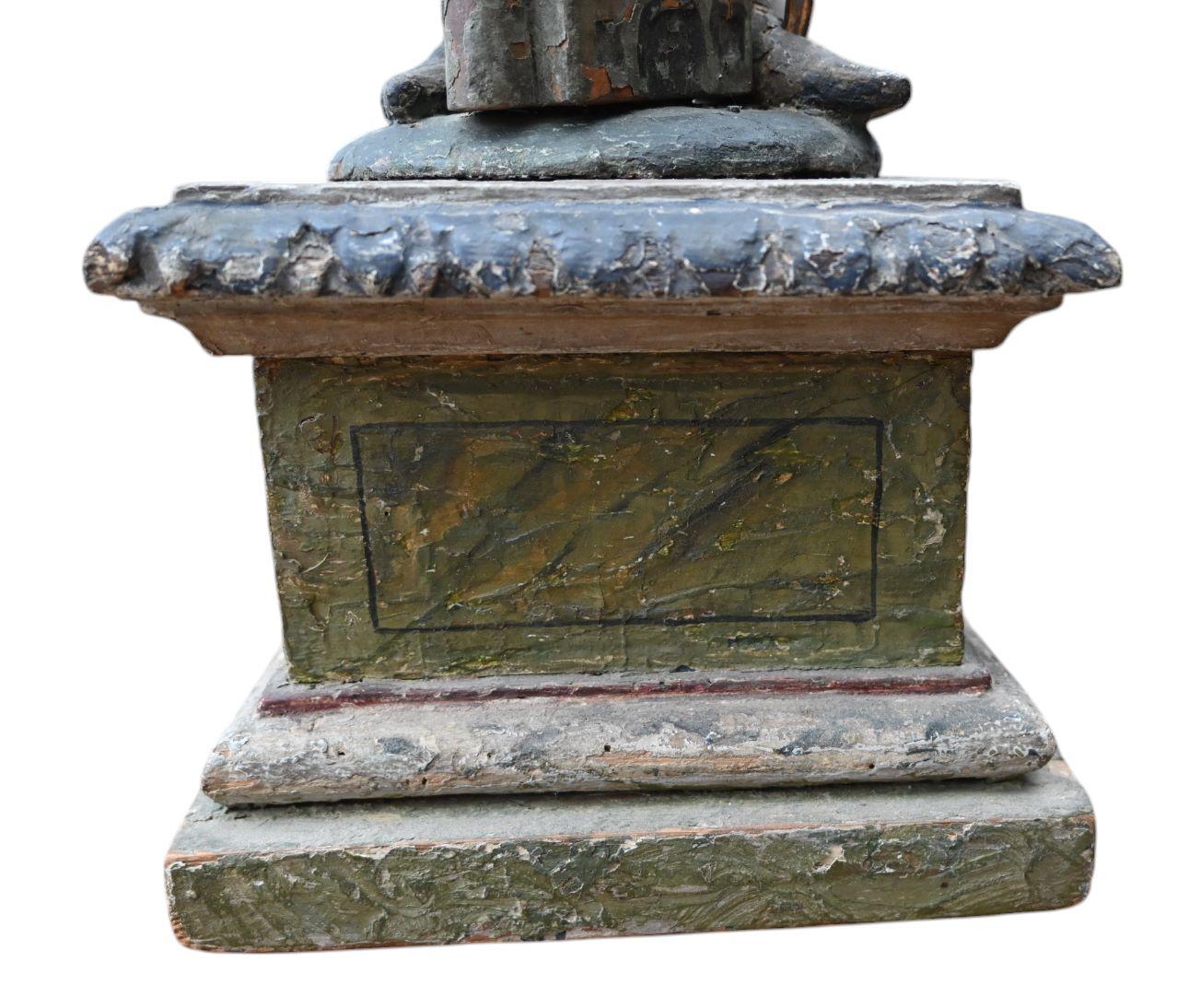 Fino al XVIII secolo Statua di San Floriano in legno intagliato policromo del XVII secolo in vendita