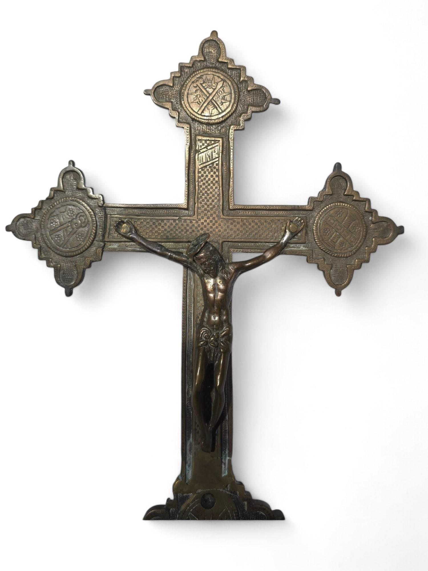 Croix de procession italienne en bronze du XVIIe siècle en vente 7