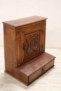 17th Century Italian Rare Carved Walnut Antique Kneeler