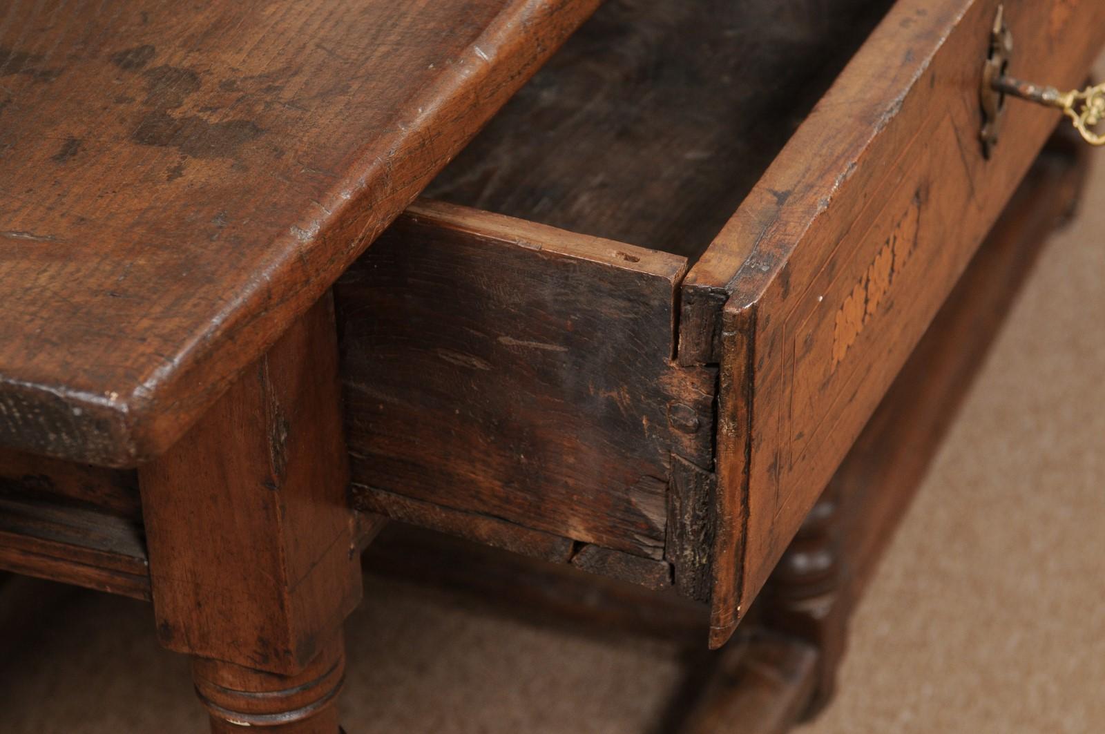  17th Century Italian Refractory Table in Elm with Inlay, 2 Drawers & Turned Leg For Sale 1