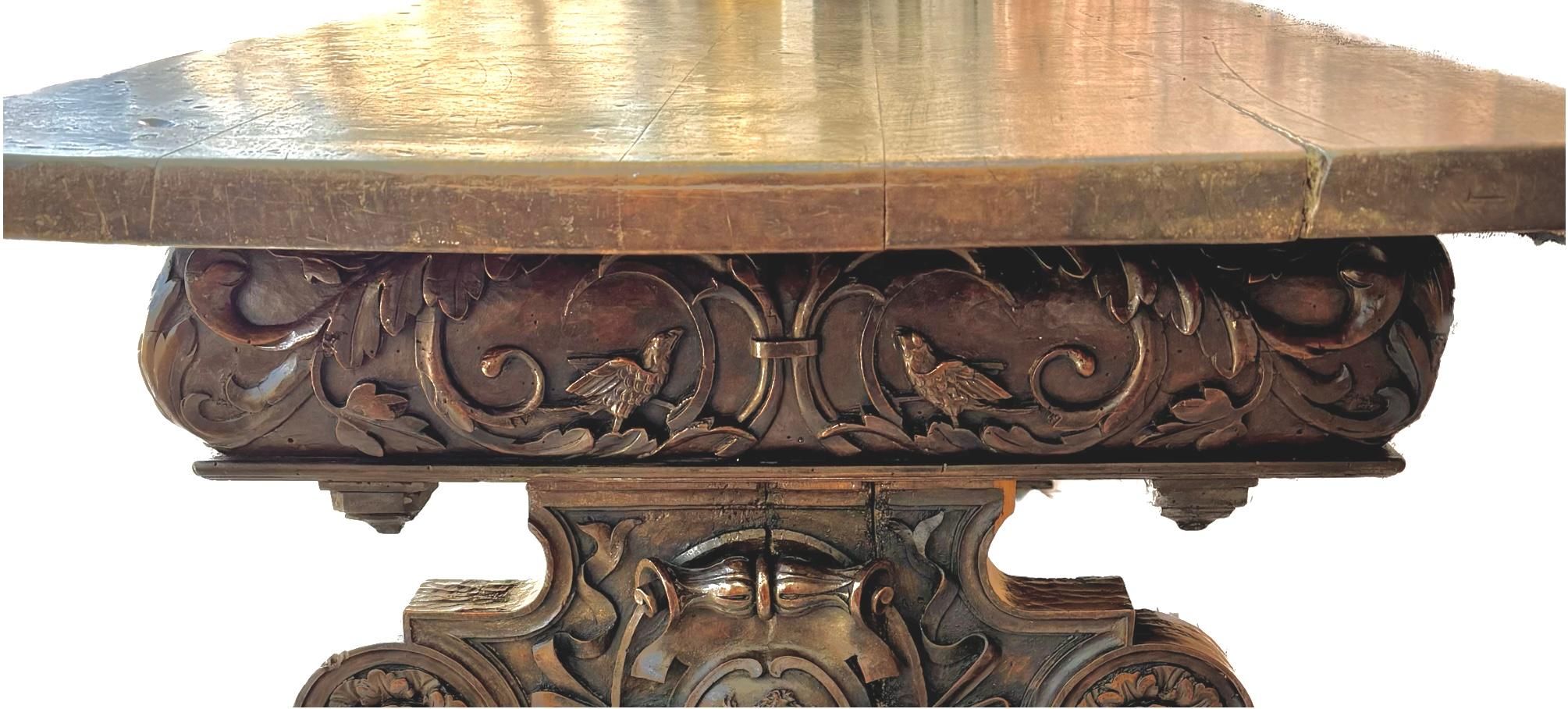 Magnifique table à tréteaux en noyer de la Renaissance italienne du XVIIe siècle en vente 10
